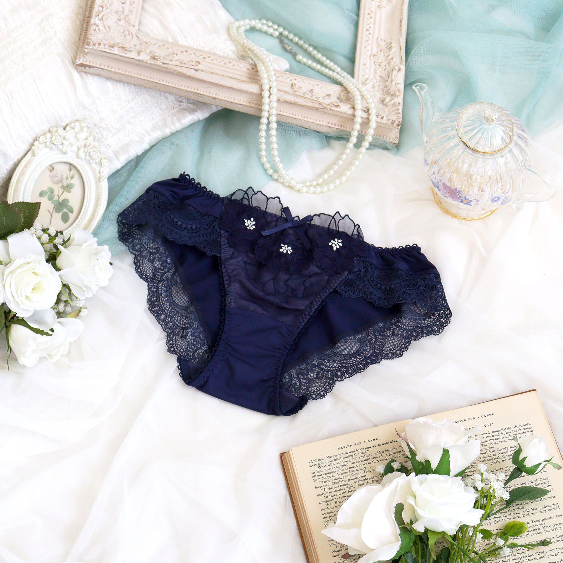 Risa Magli「スティーナ ノーマルショーツ」|インナー|ネイビー(094)