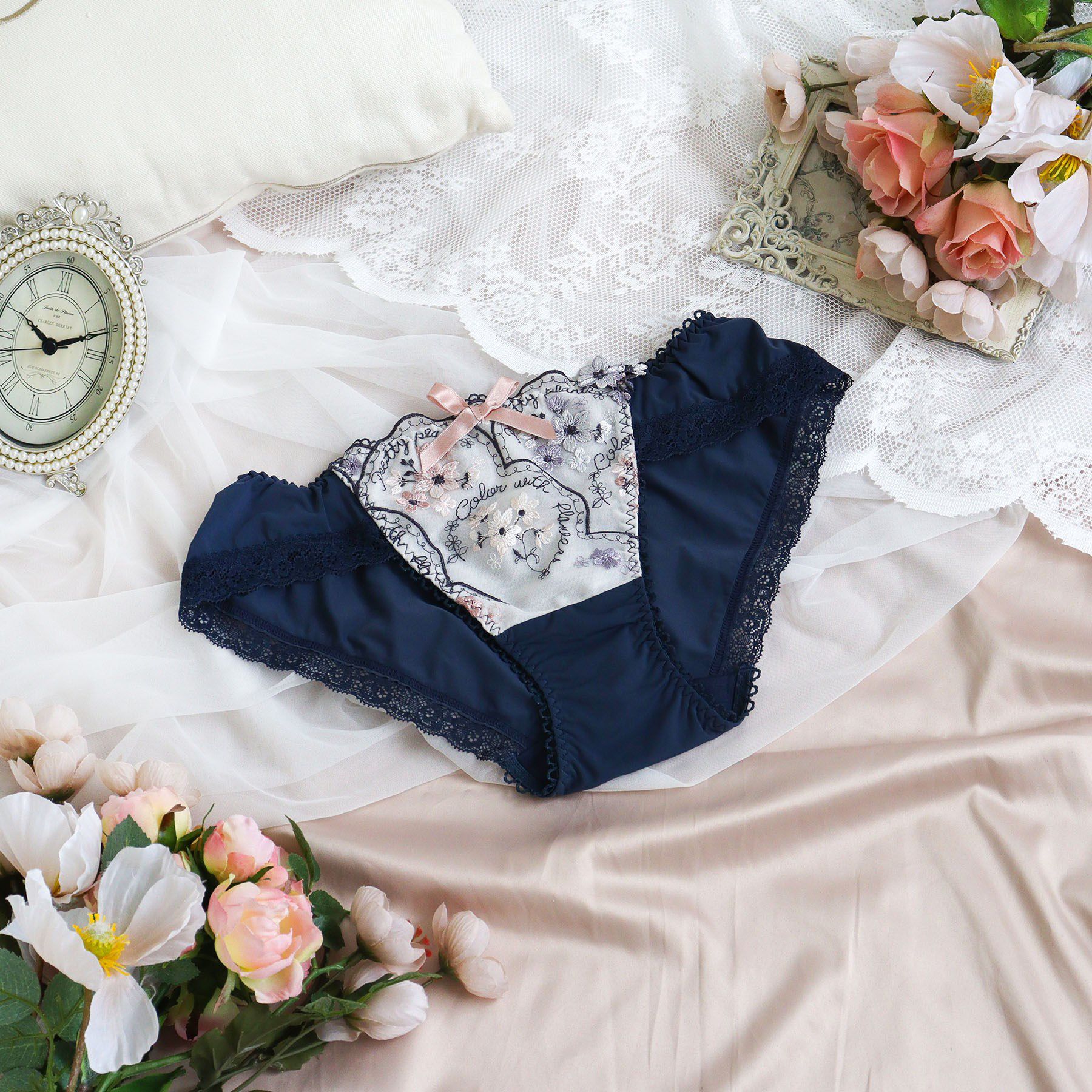 Risa Magli「フェリーチェ ノーマルショーツ」|インナー|ネイビー(094)