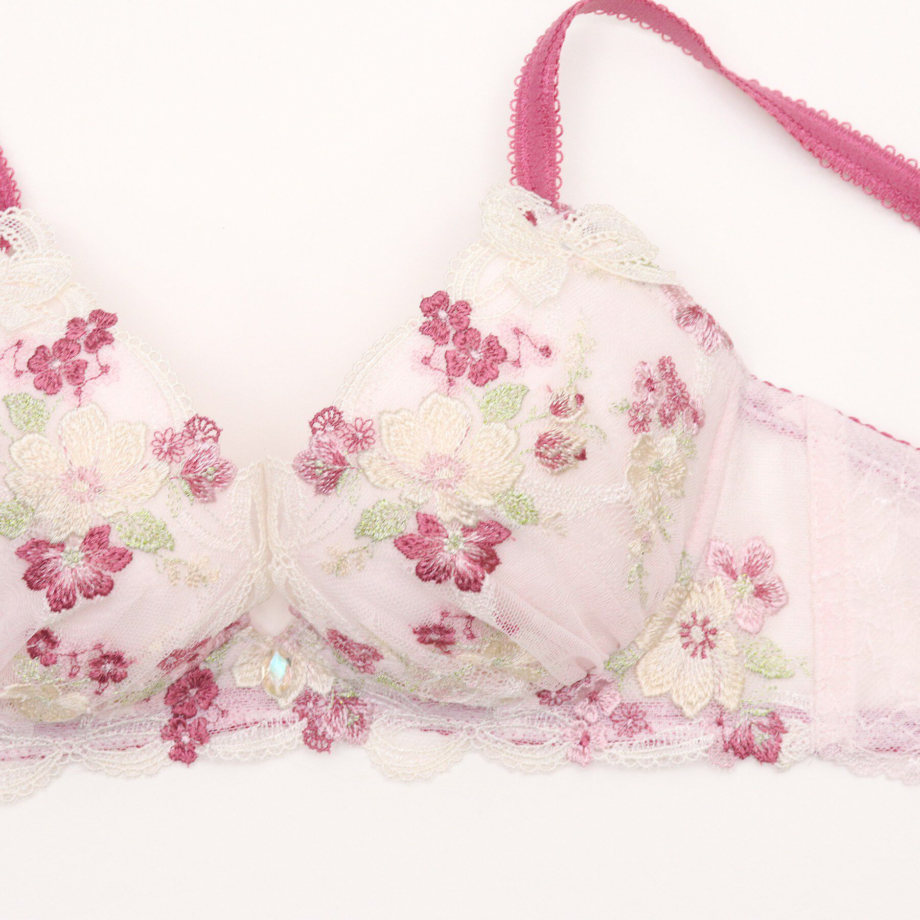 Risa Magli「ダニエラ ブラジャー (D-F) ＜V Make Type＞」|インナー|