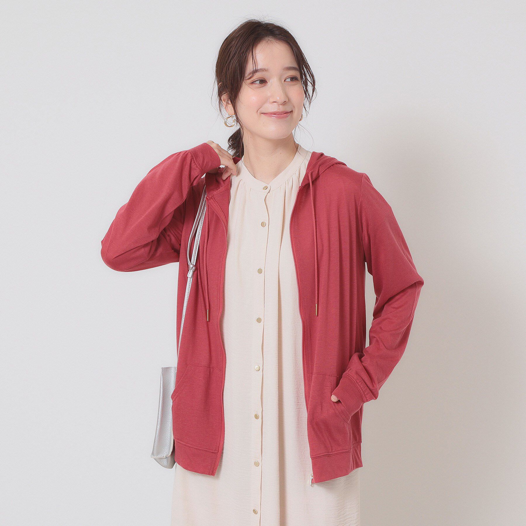 ITS&rsquo;DEMO「【定番人気／手洗い可／M・L展開】UVカットパーカ」|パーカー|レッド(062)