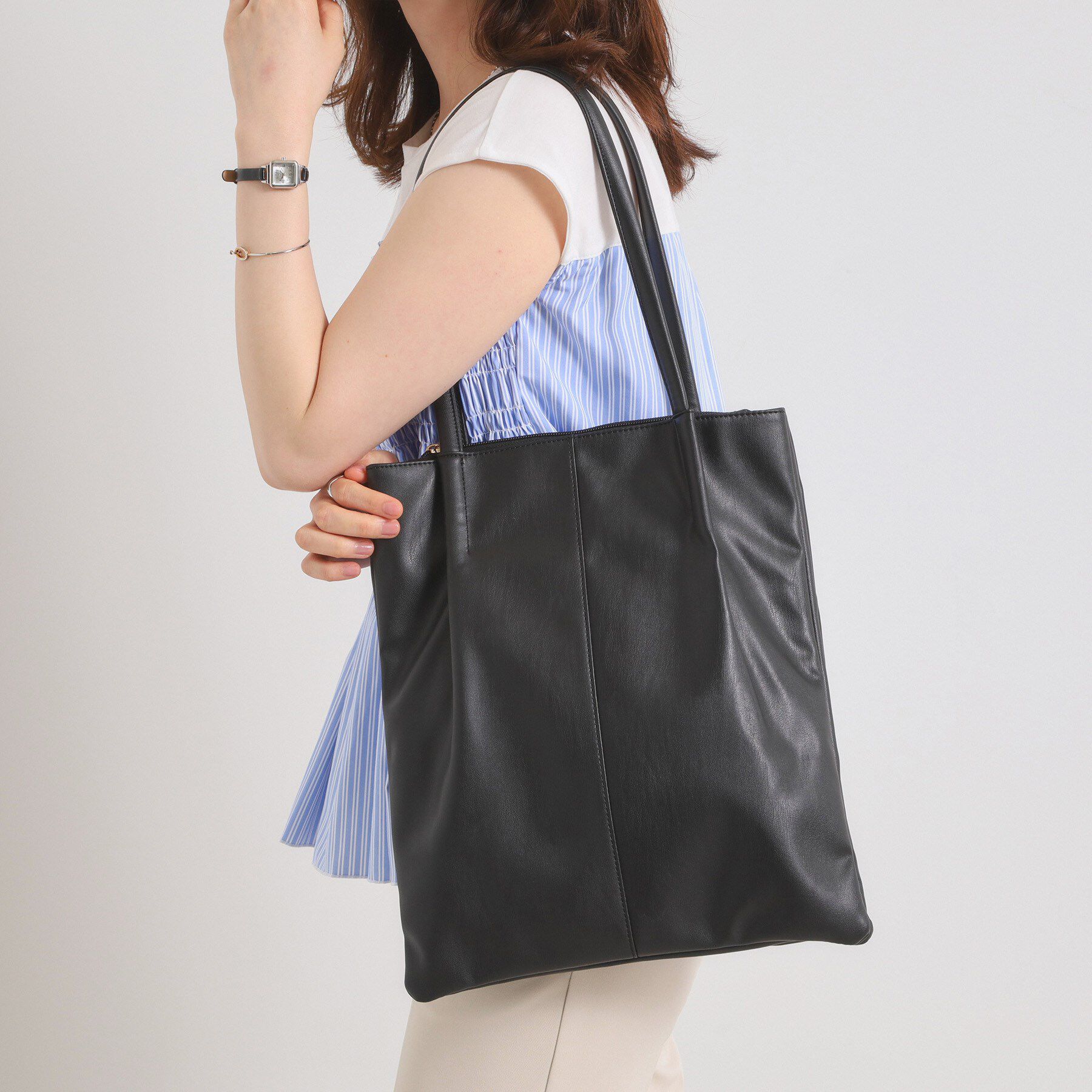 ITS&rsquo;DEMO「【A4対応】三層タックトート」|トートバッグ|ブラック(019)