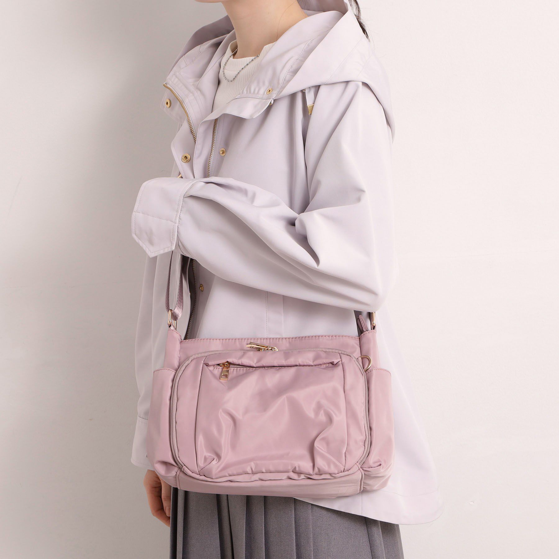 ITS&rsquo;DEMO「【10ポケット】ガバッとショルダー」|ショルダー・メッセンジャー|ピンク(071)