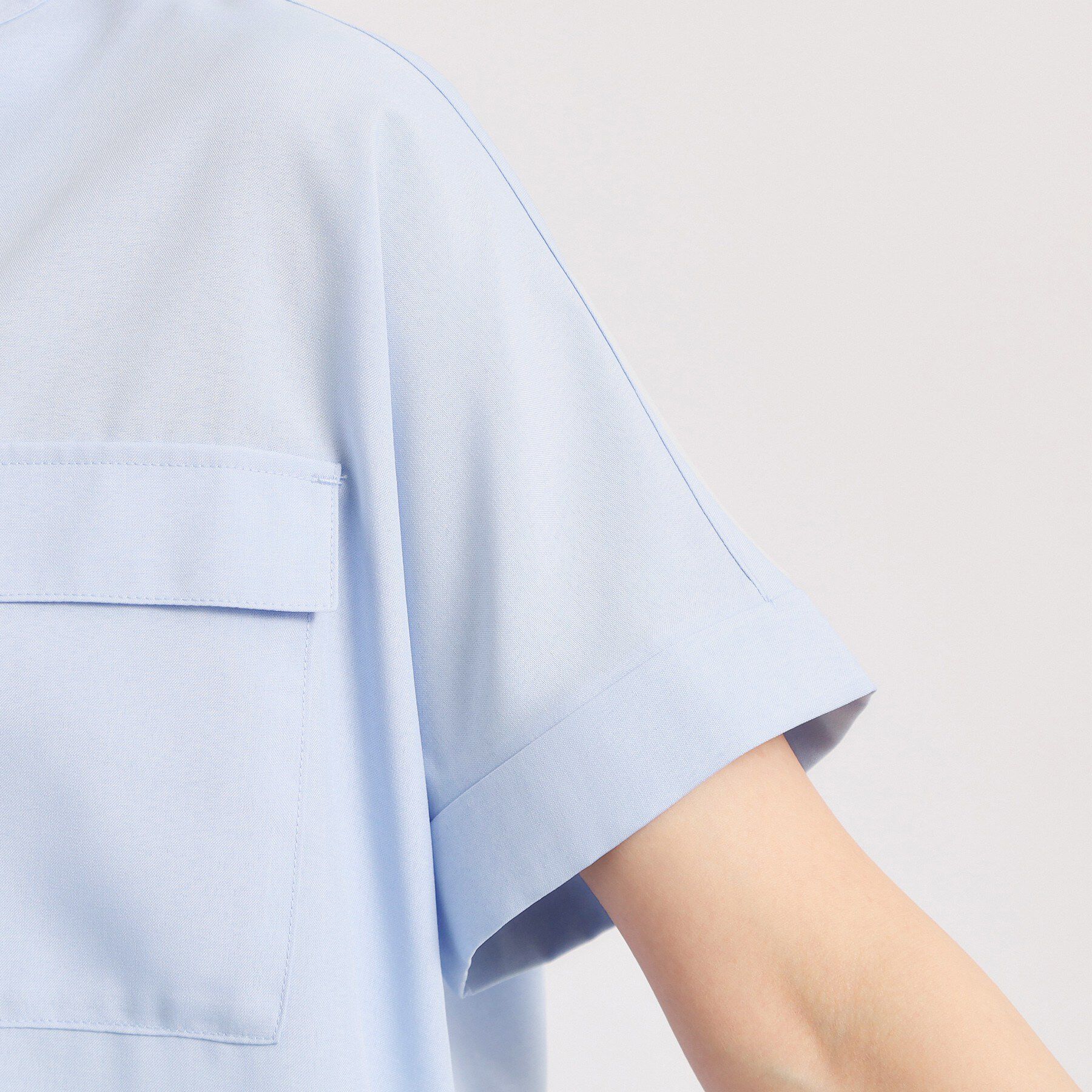 ITS&rsquo;DEMO「【UVケア／洗濯機OK／接触冷感／吸水速乾】麻調合繊ポケ付きブラウス」|シャツ・ブラウス|