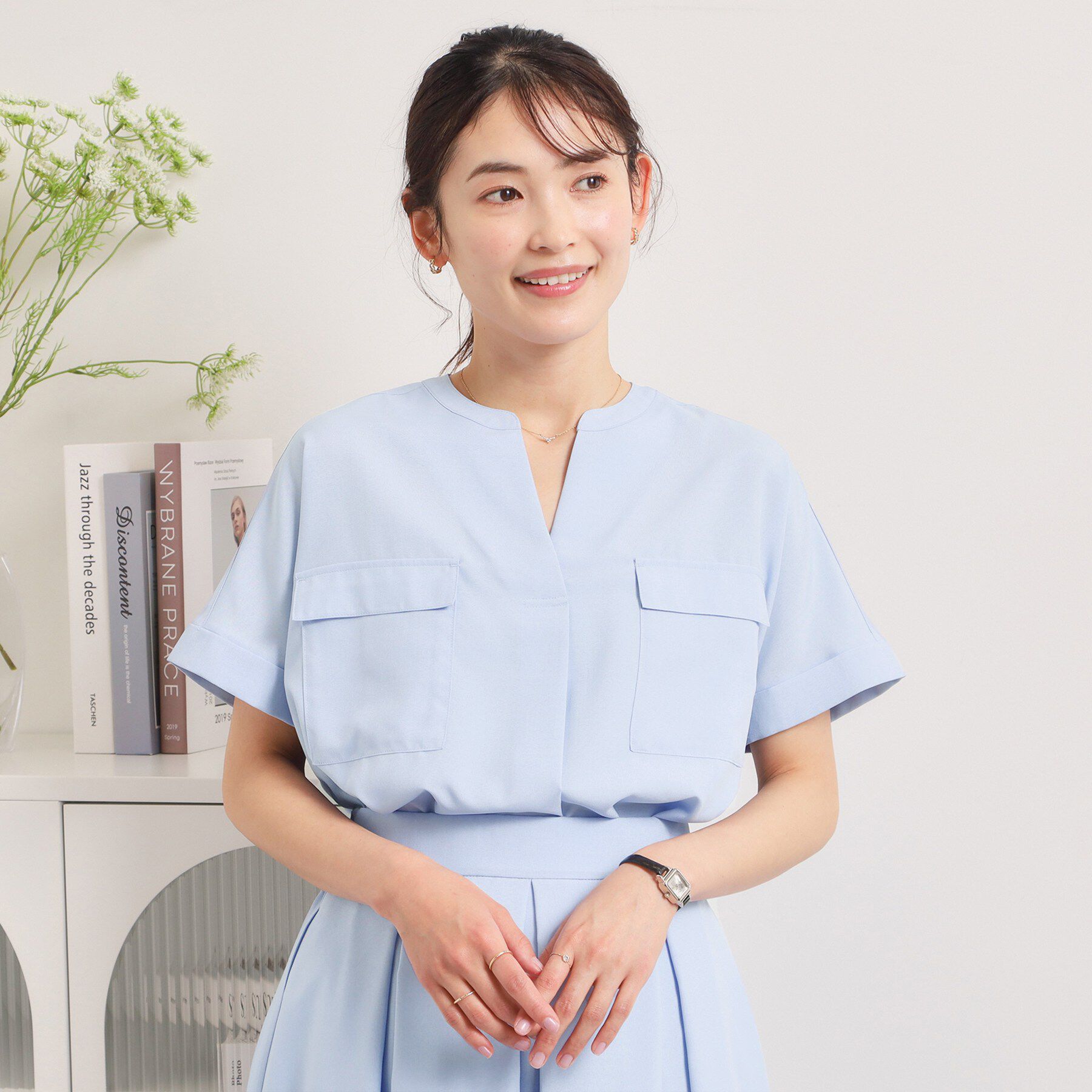 ITS&rsquo;DEMO「【UVケア／洗濯機OK／接触冷感／吸水速乾】麻調合繊ポケ付きブラウス」|シャツ・ブラウス|サックスブルー(09