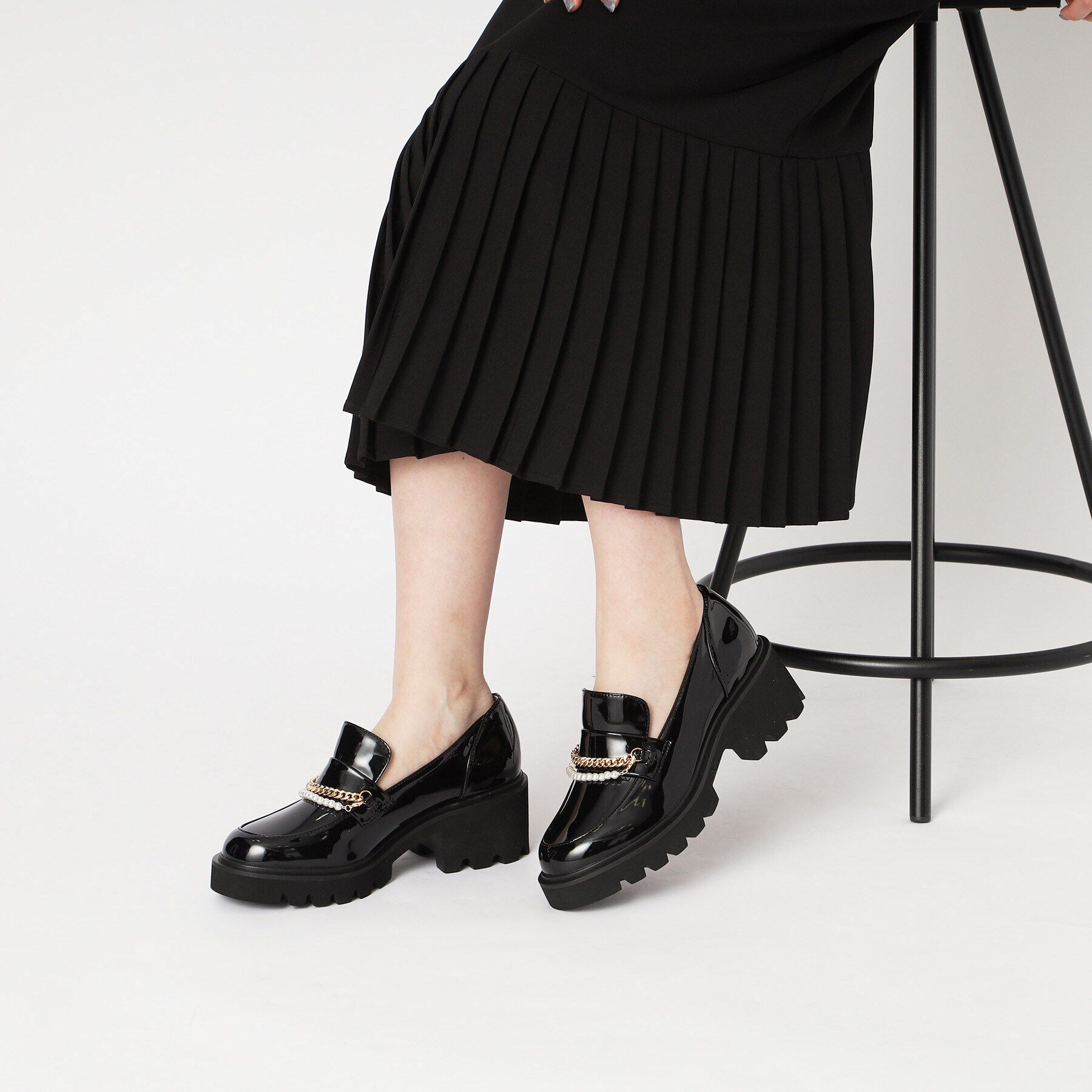 ESPERANZA「チェーン＆パール調モチーフローファー 24SS」|パンプス|