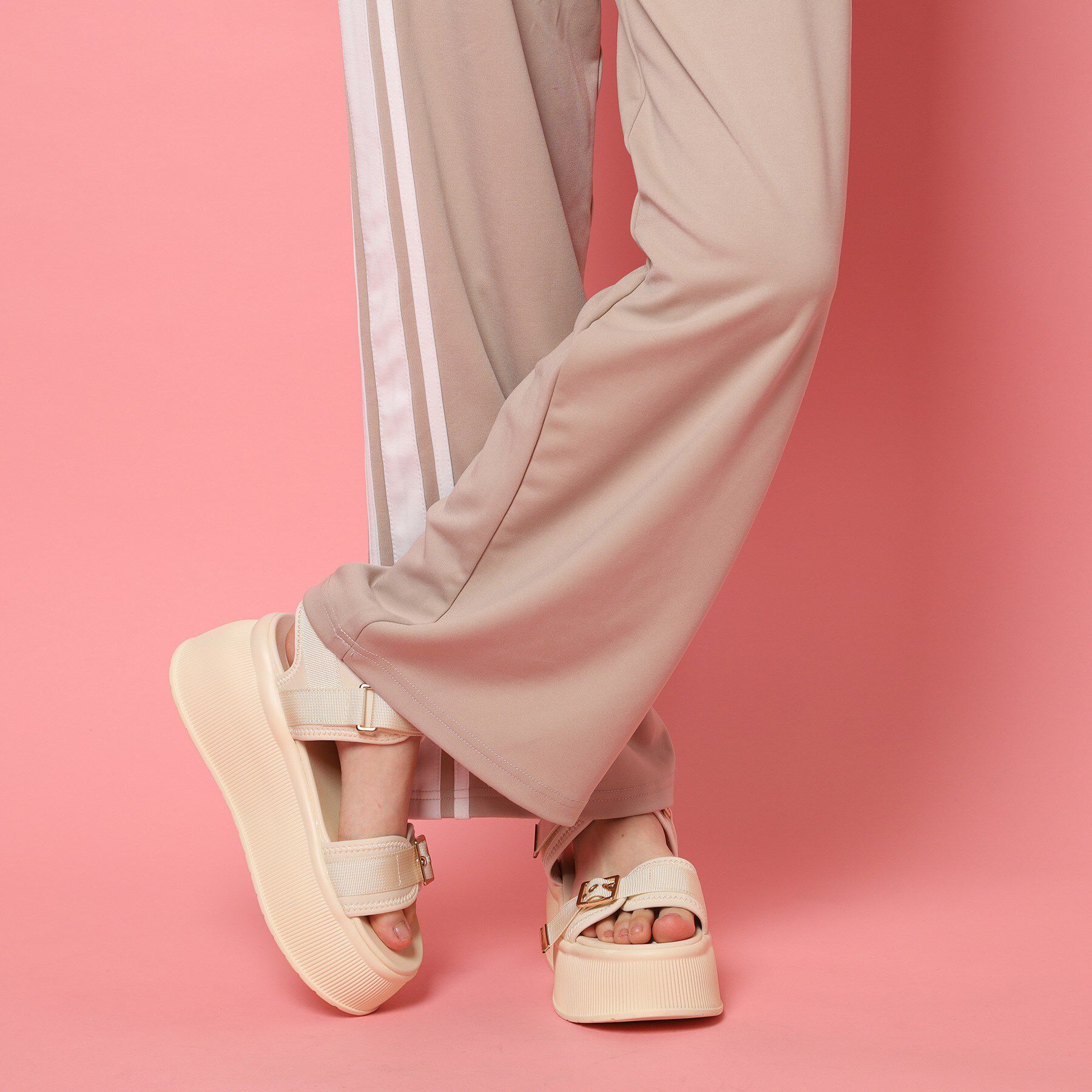 csT&P「厚底ベルトサンダル」|サンダル|