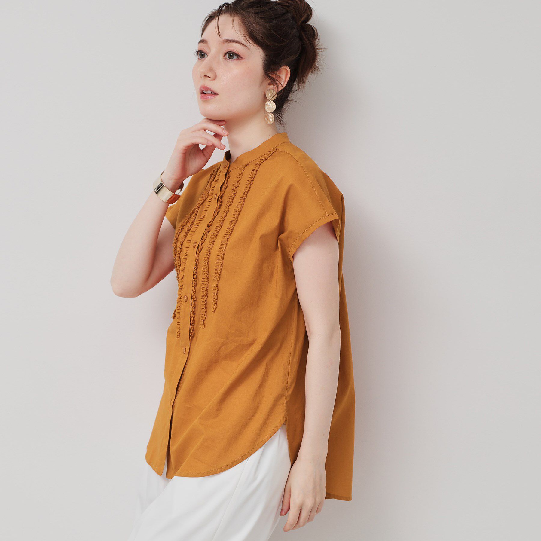 SunaUna「【コンパクトフリル／3色展開】フレンチスリーブブラウス」|シャツ・ブラウス|