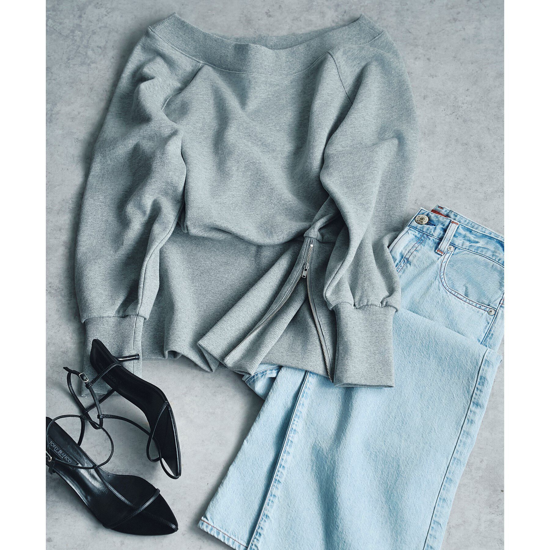 CODE A「【Re】off－shoulder sweat」|パーカー|