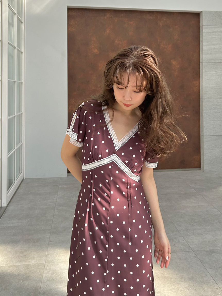 LILY BROWN「ロマンティックレーストリムプリントワンピース」|ワンピース|