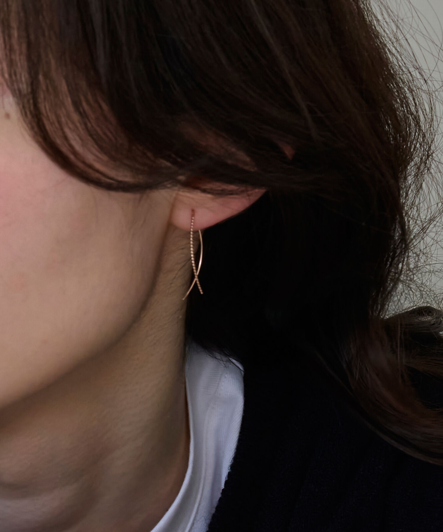 Phoebe「【K10】クロスラインアメリカンピアス　ローズゴールド／BOX付き」|ピアス|ローズゴールド