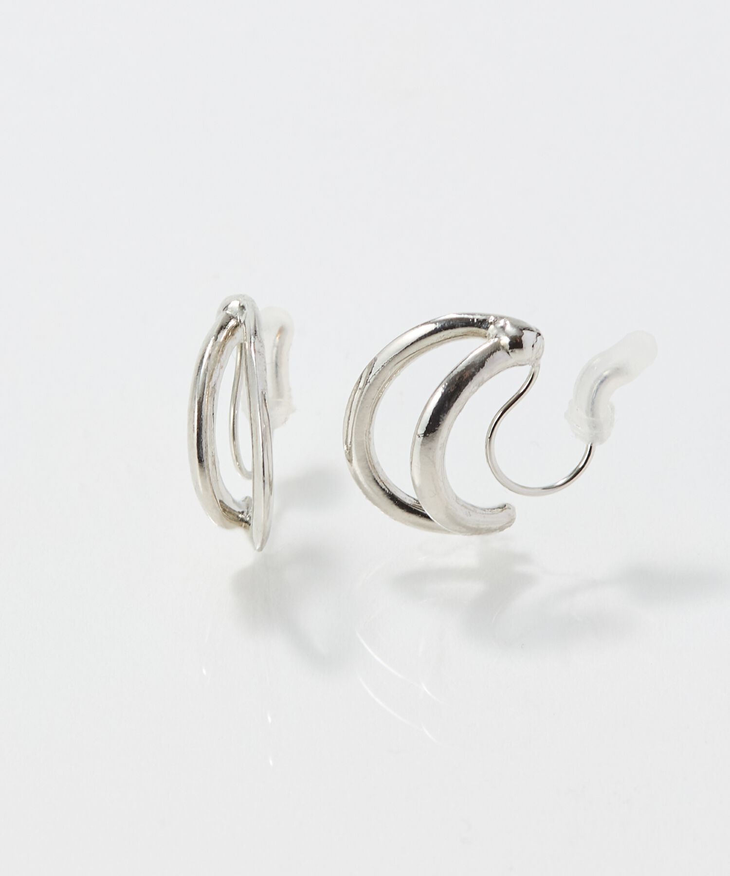Phoebe「【痛くないシリーズ/アレルギー対応】ベーシックダブルフープライトフィットイヤリング　シルバー」|イヤリング|