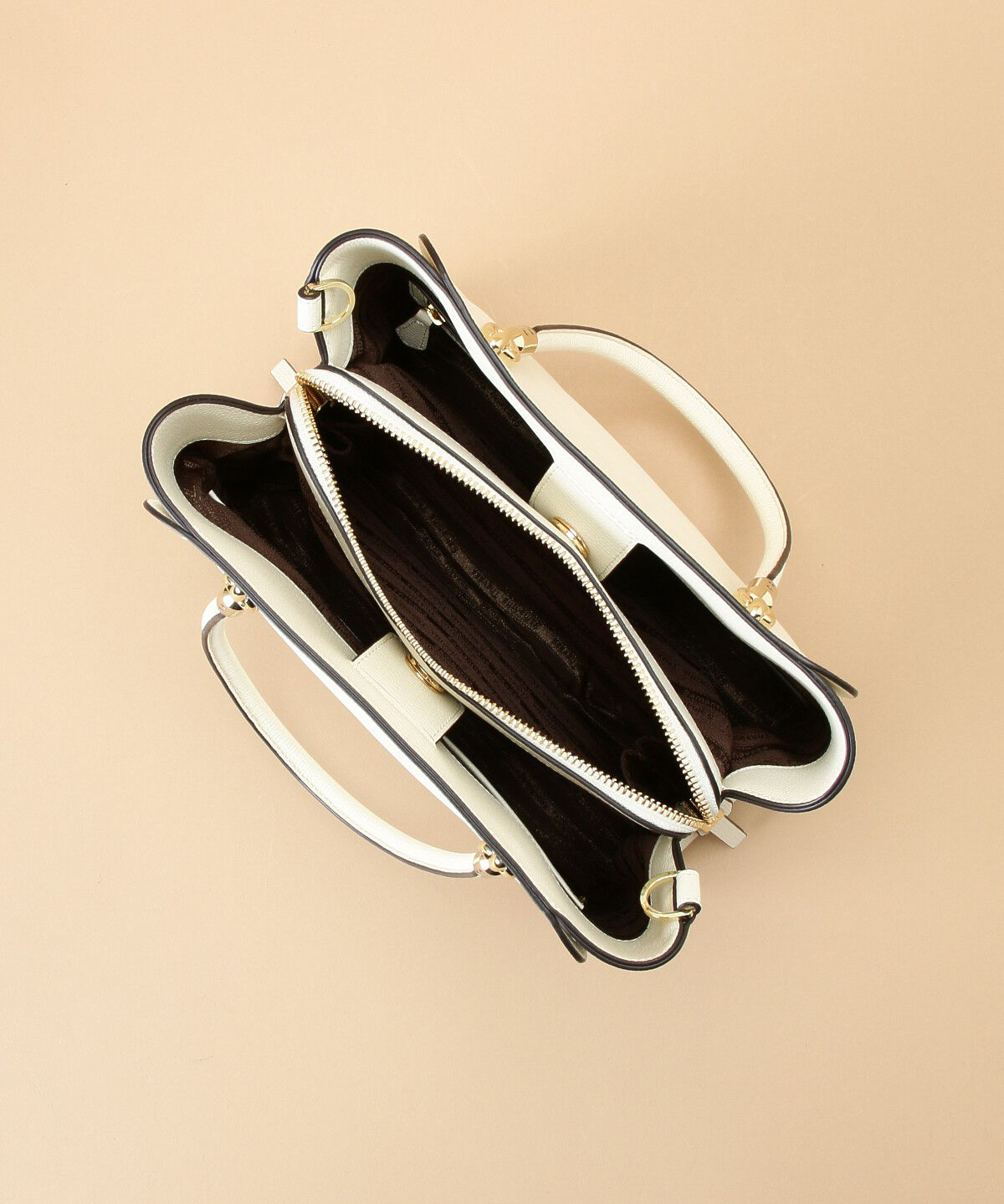 Samantha Thavasa「アベクトワ レザースクエアトートバッグ 小サイズ」|トートバッグ|