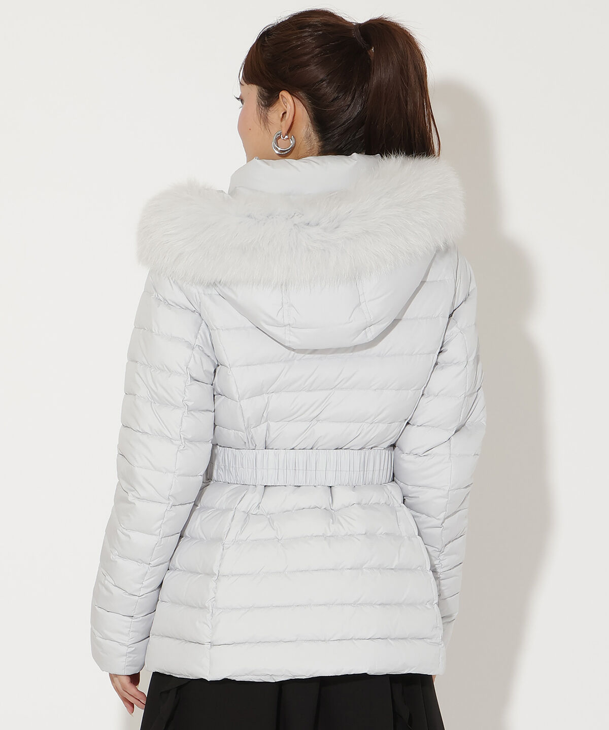 アンドクチュール「ベルト付きFOXファーミドル丈ダウン」|ダウン|