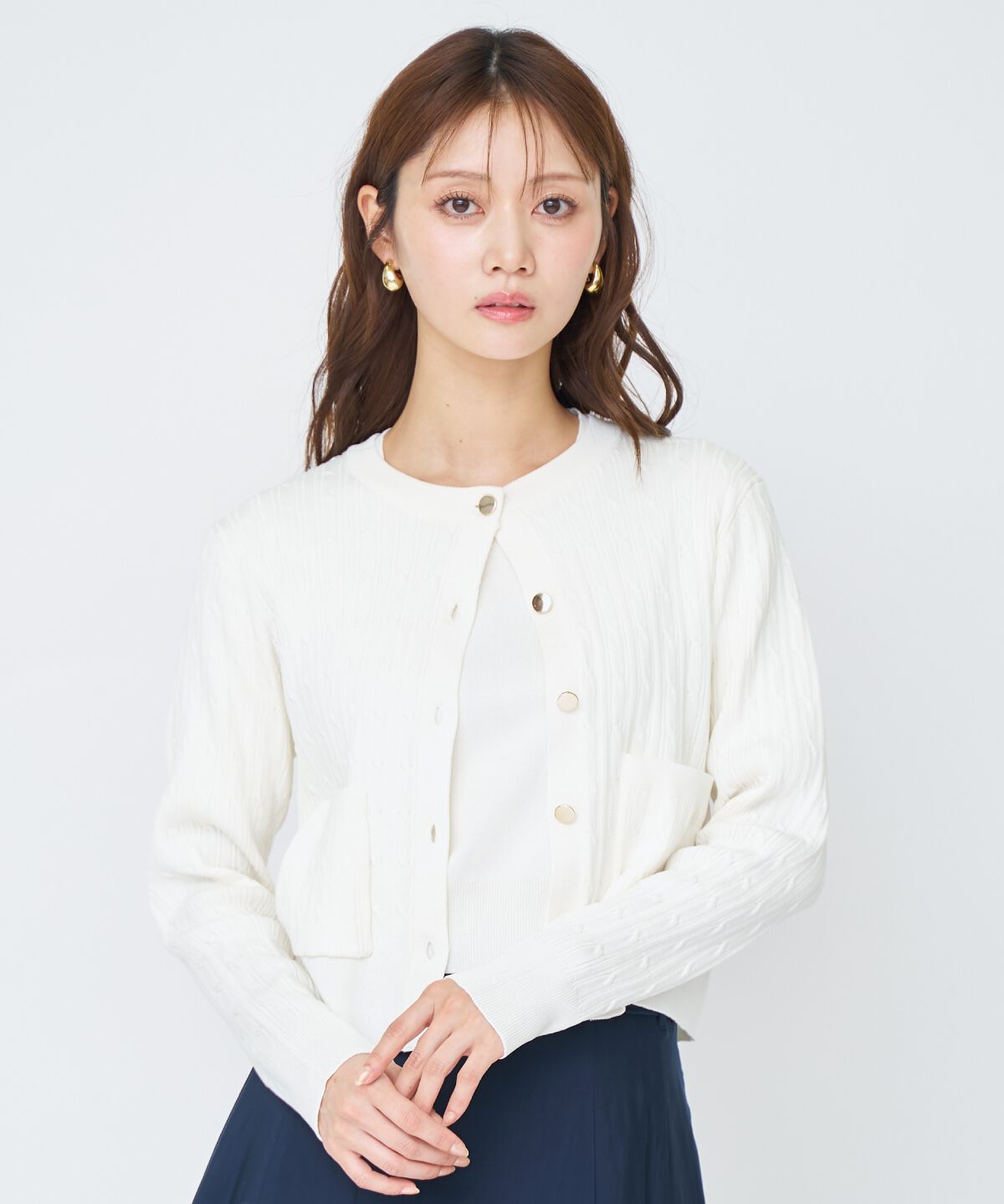 アンドクチュール「ケーブル編みカーディガンアンサンブル」|カーディガン|オフ