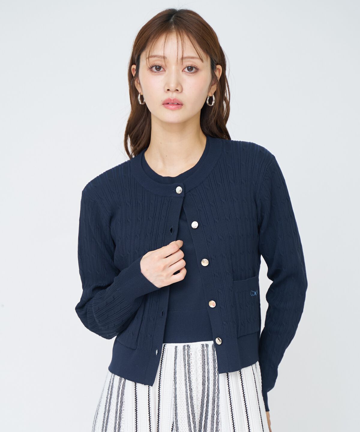 アンドクチュール「ケーブル編みカーディガンアンサンブル」|カーディガン|ネイビー