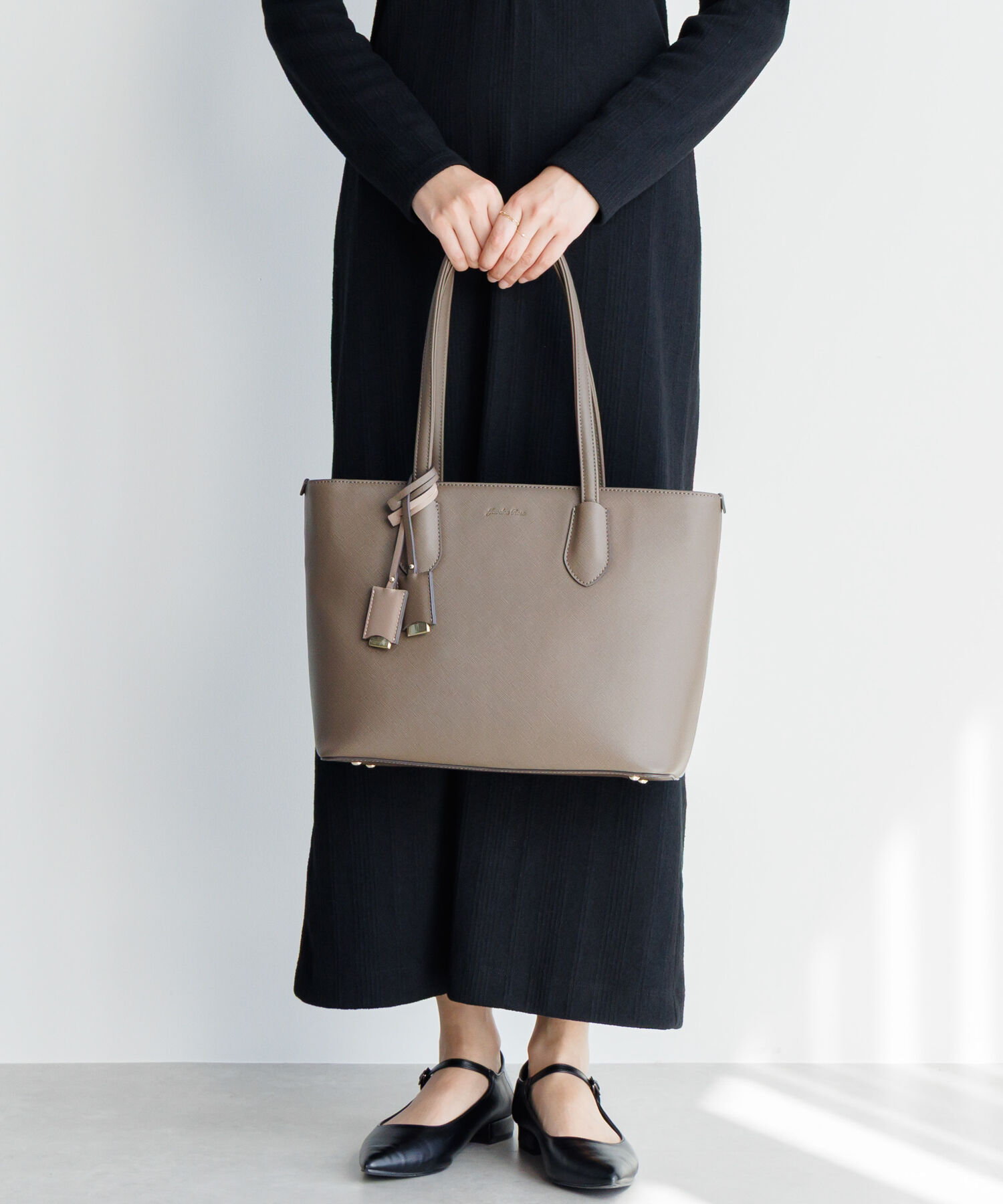 Jewelna Rose「Jewelna Rose  リタ・トートバッグ A4ジャストサイズ 16145」|トートバッグ|