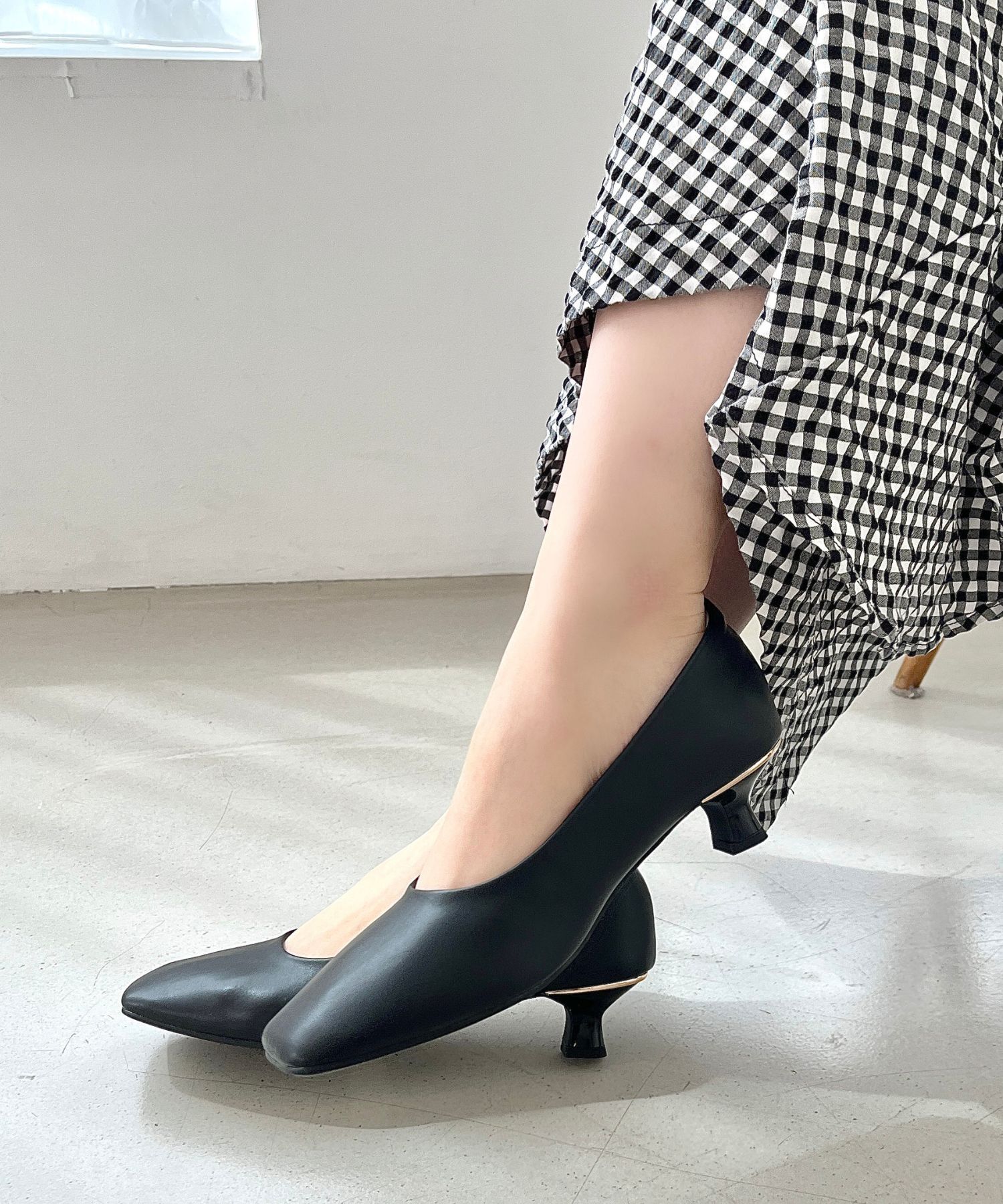 WA Oriental TRaffic「【アウトレット価格】スクエアトゥラインヒールパンプス/42109」|パンプス|BLACK