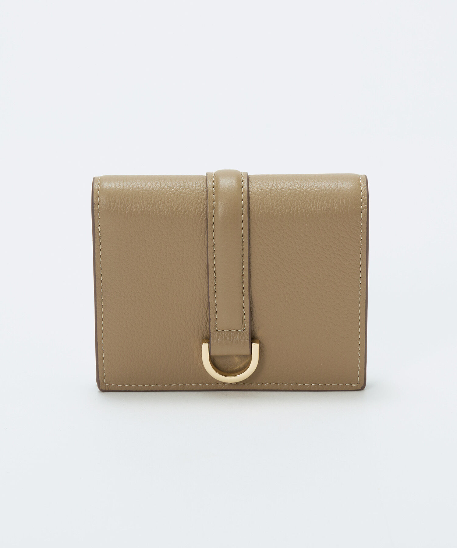 TOPKAPI TREASURE「【TREASURE TOPKAPI】ソフトレザー ベルトデザイン 二つ折り財布」|財布|グレージュ