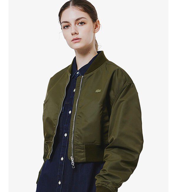 LACOSTE「クロップド丈 ショートMA-1ジャケット」|ブルゾン・スタジャン|オリーブ