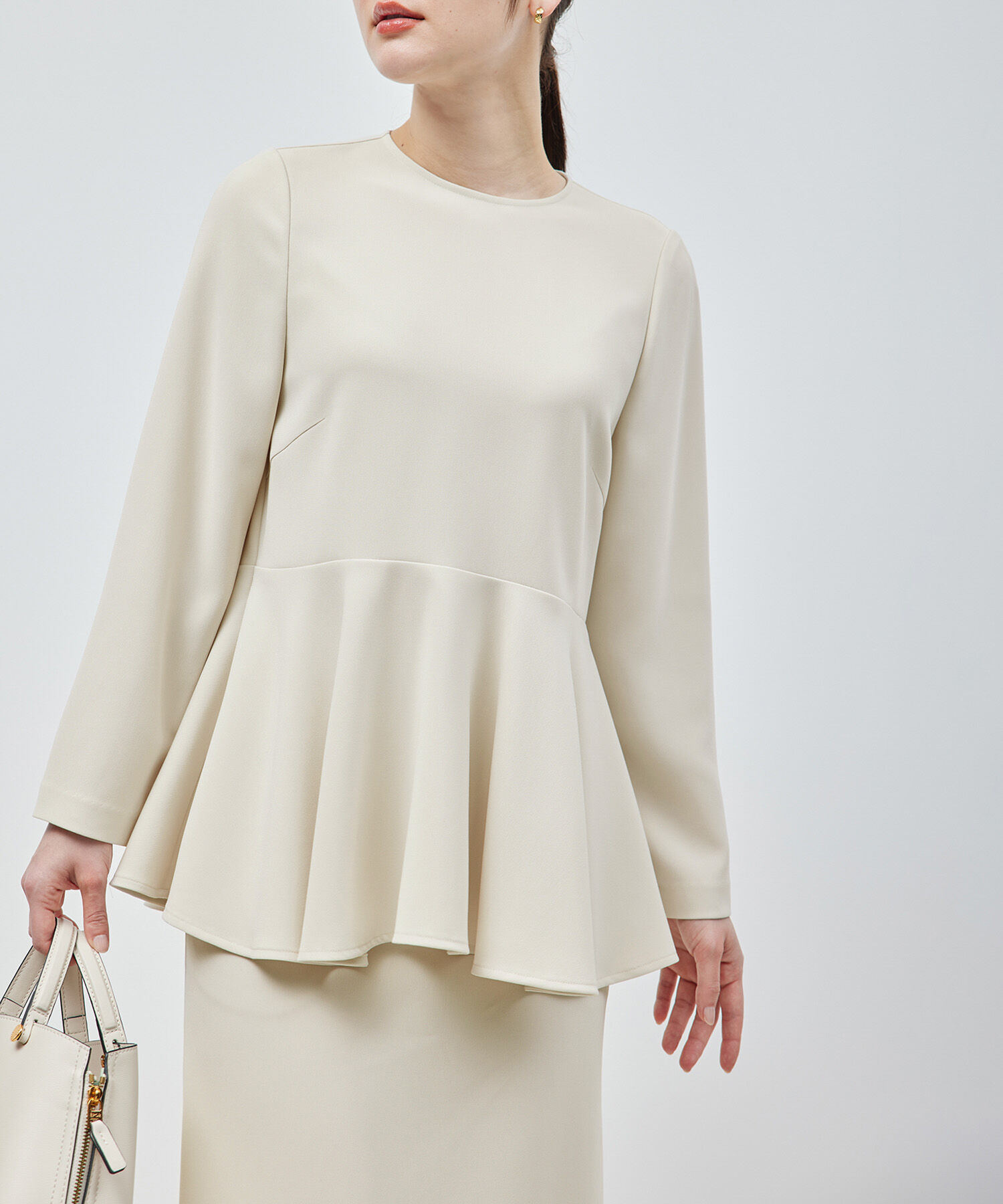 ROPE「トリアセテートダブルクロス ペプラムブラウス【セレモニー/通勤対応】【洗える】」|シャツ・ブラウス|