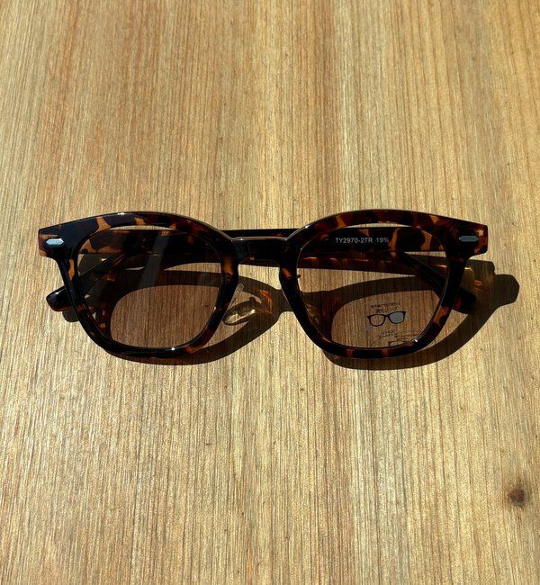  「調光/ブルーライトカットサングラス」|サングラス|