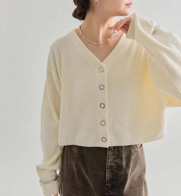  「Vボタンカーディガン」|カーディガン|