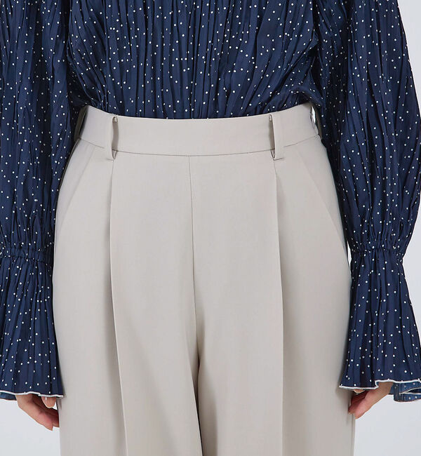 qualite「センタープレスストレートパンツ」|スラックス|