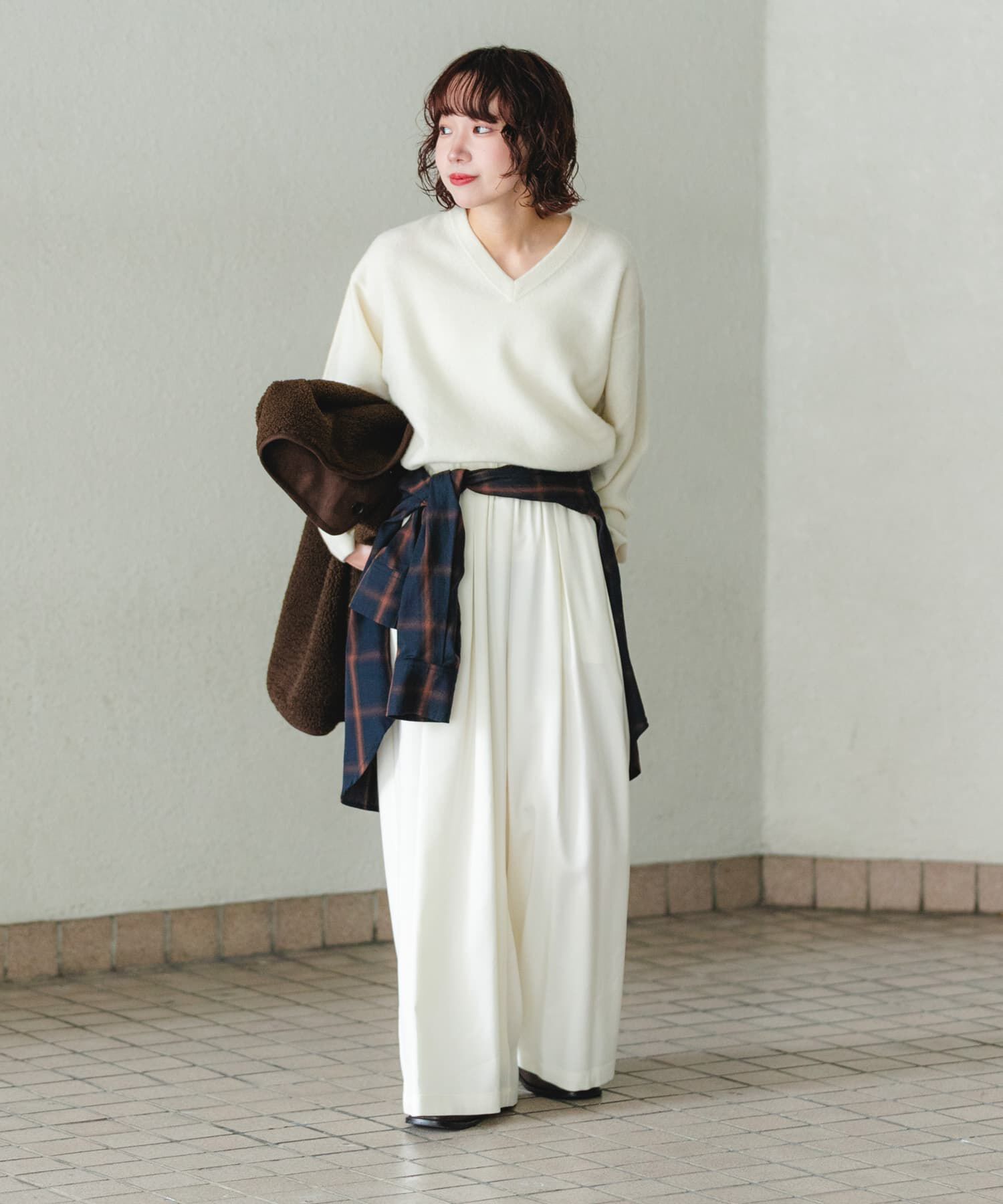 URBAN RESEARCH「ストレッチタックギャザーワイドパンツ」|その他|