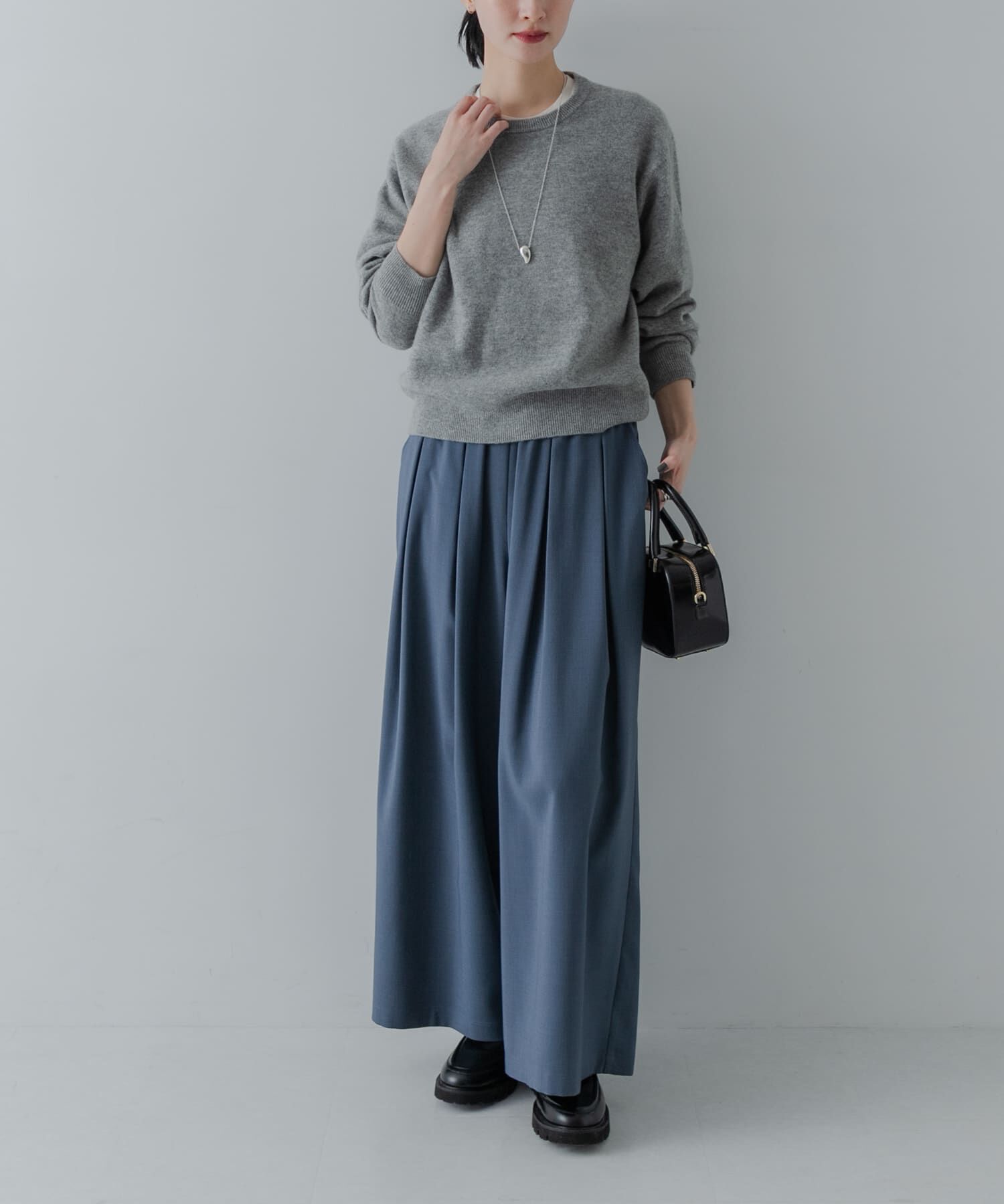 URBAN RESEARCH「ストレッチタックギャザーワイドパンツ」|その他|