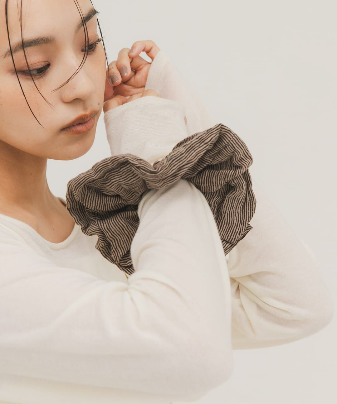  「ボーダーシュシュ」|ヘアゴム・シュシュ|ブラウン