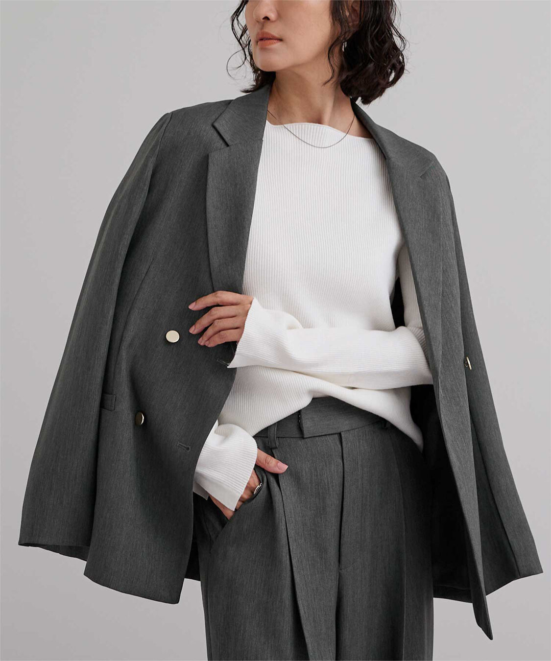 ur's「テーラードダブルブレストジャケット」|テーラードジャケット|