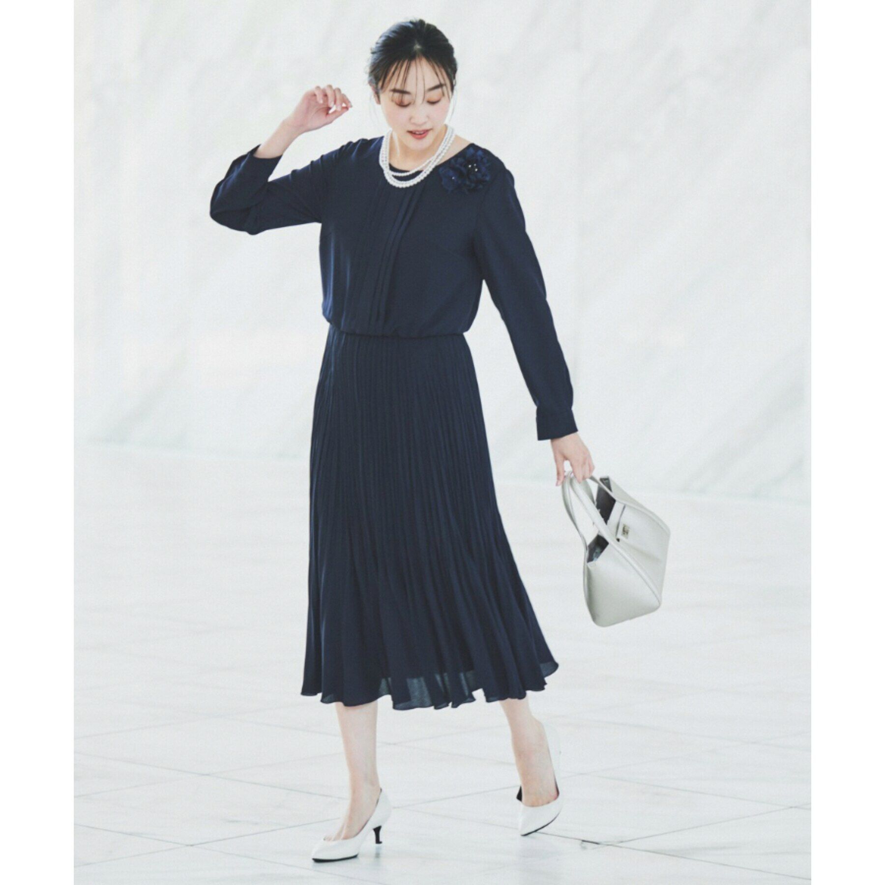 UNTITLED「【通勤】ジョーゼット プリーツワンピース」|ワンピース|