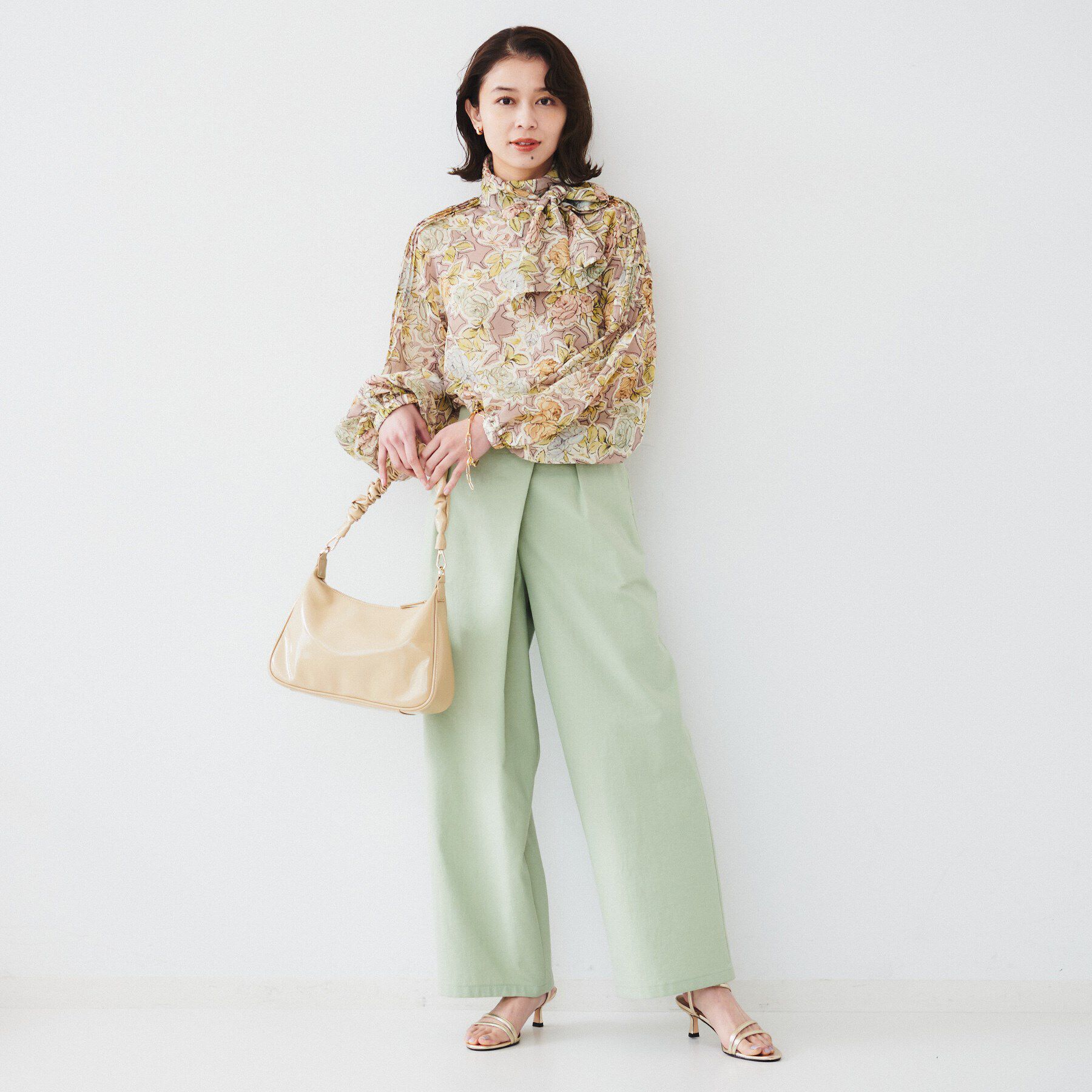 UNTITLED「【セットアップ可能】オールドフラワー プリントブラウス」|シャツ・ブラウス|