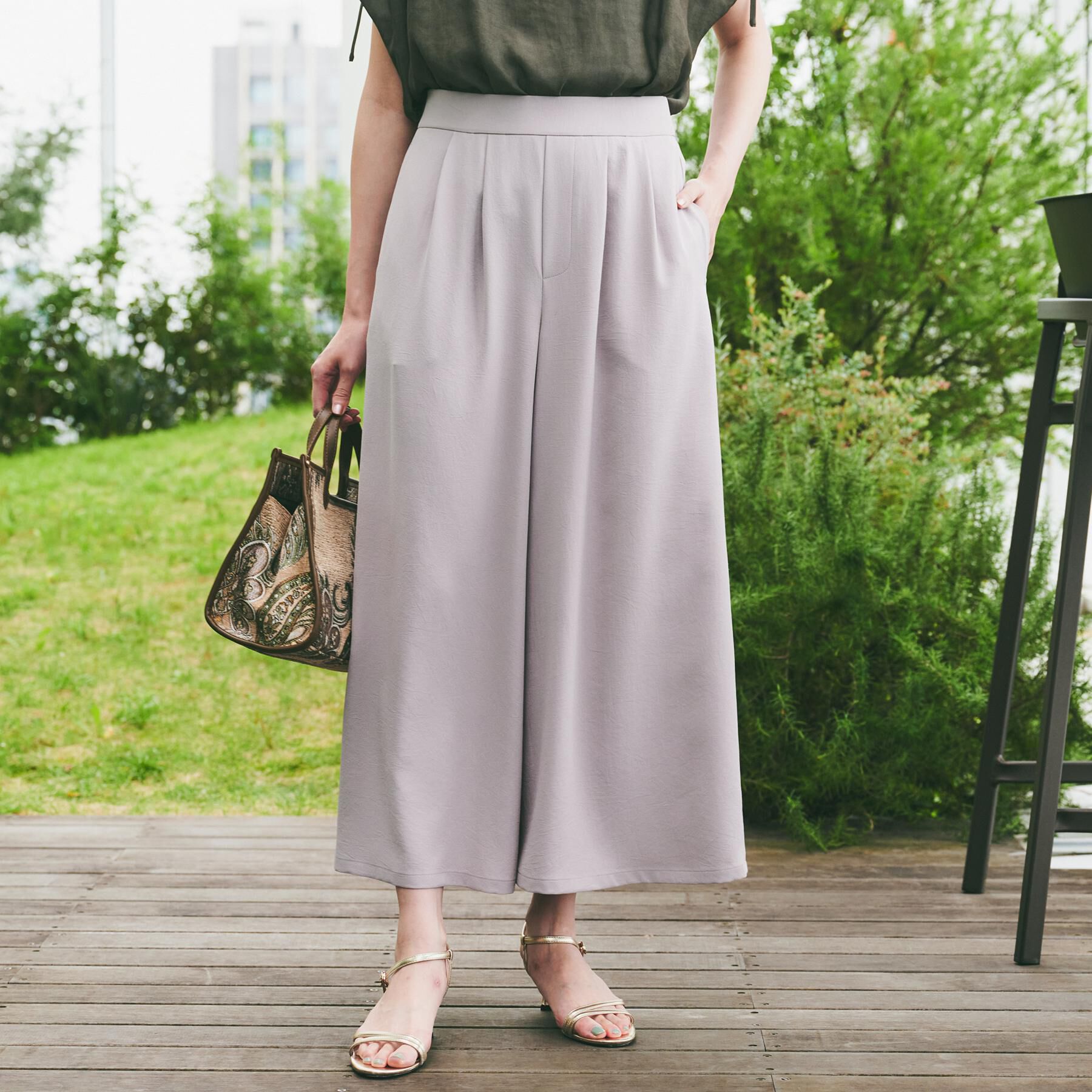 UNTITLED「【セットアップ可/接触冷感/イージーケア】リラクミスト タックワイドパンツ」|その他|