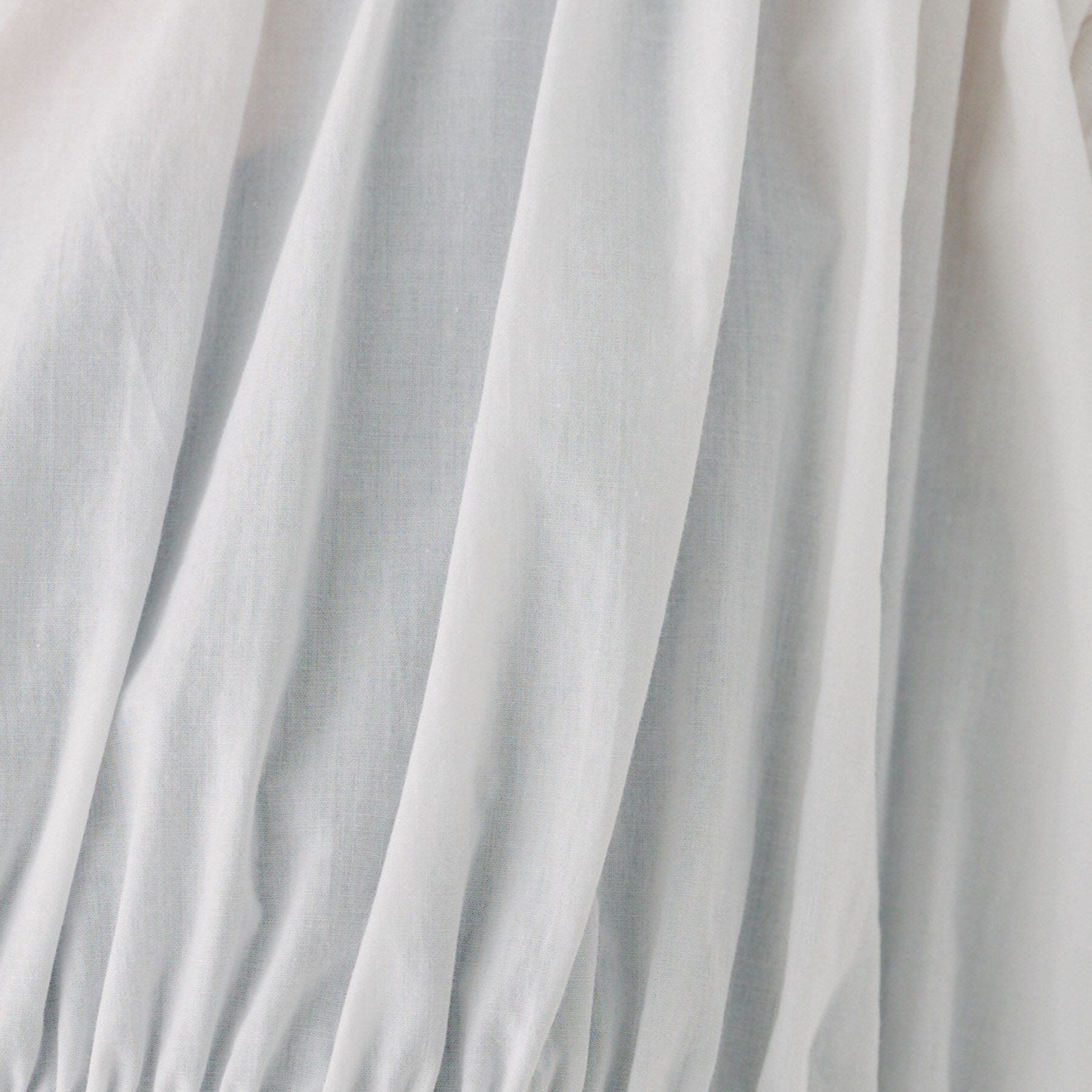 UNTITLED「【コットン100/洗える/トレンド】シャーリングブラウス」|シャツ・ブラウス|