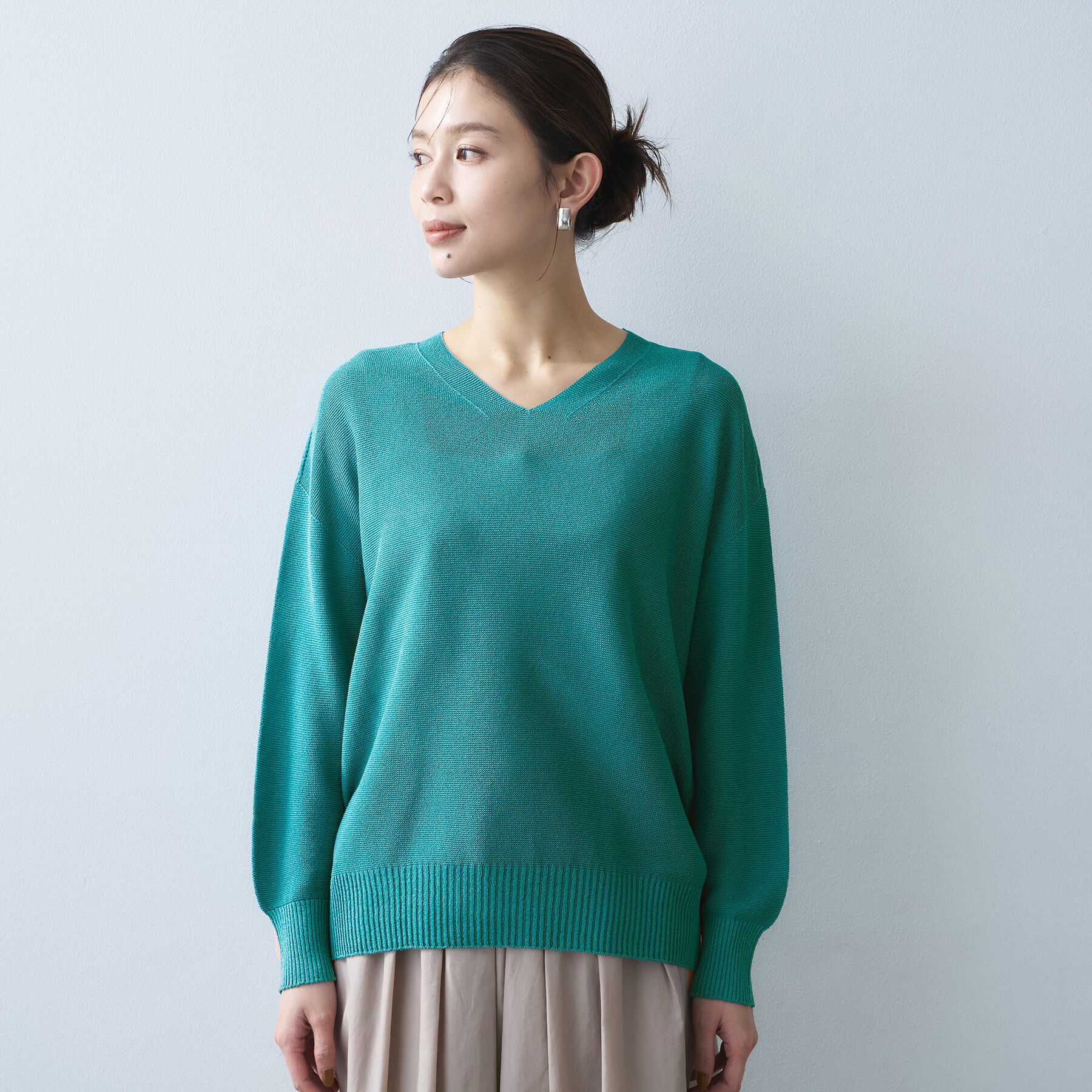 UNTITLED「ドライタッチVネックニット」|ニット・セーター|