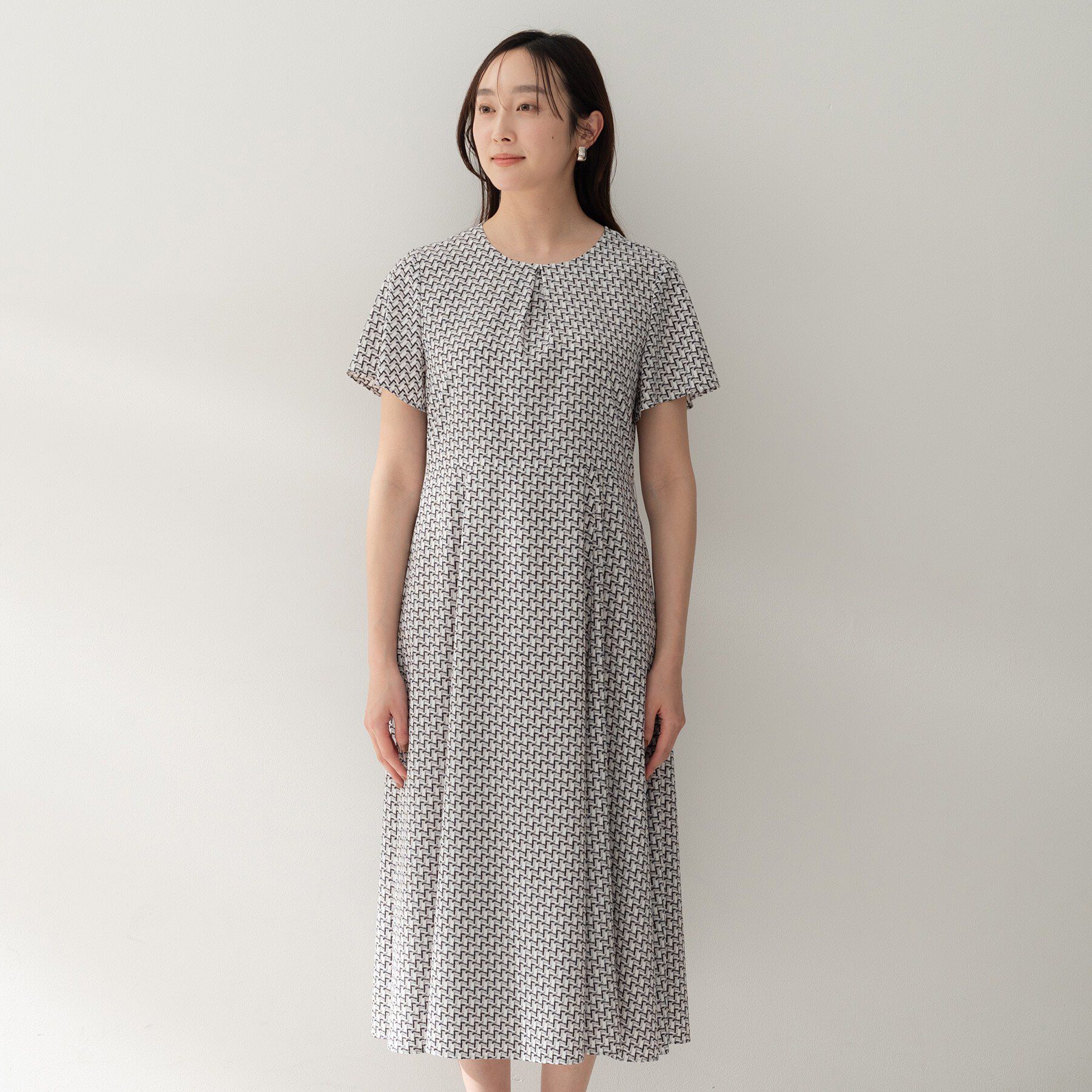 UNTITLED「ジオメプリントワンピース」|ワンピース|