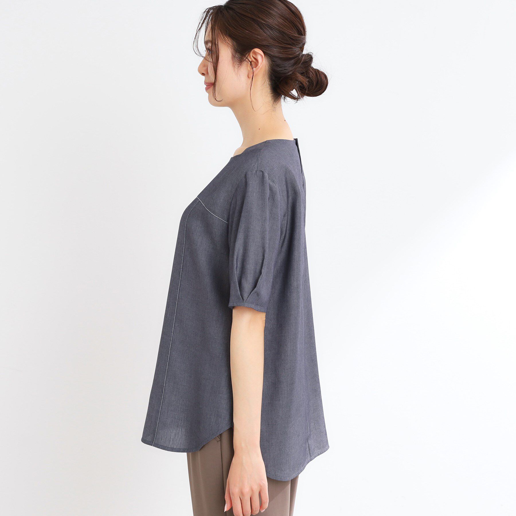 Reflect「【マシンウォッシュ可】デニム調プルオーバーブラウス」|シャツ・ブラウス|