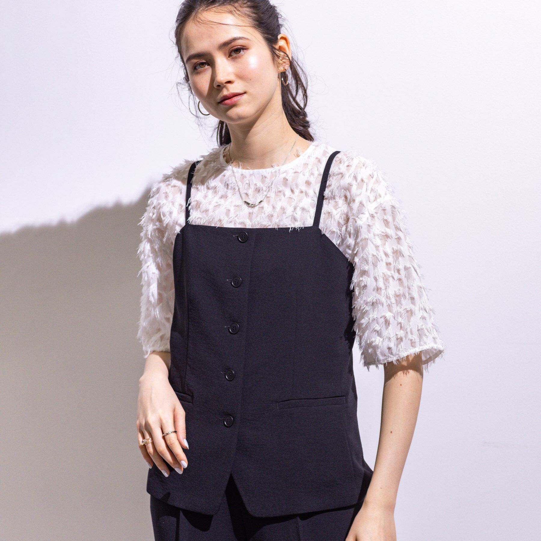 INDIVI「【着る日傘/遮熱/UVケア】ビスチェ風キャミトップス」|キャミソール|ブラック(019)