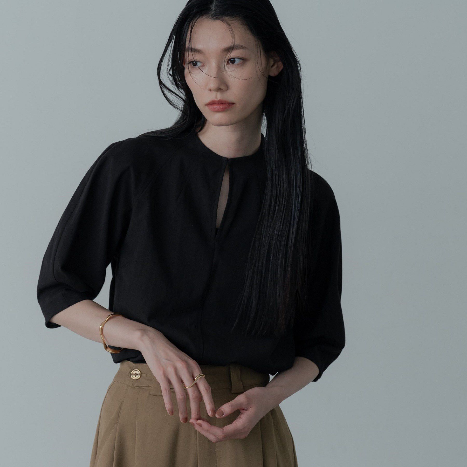 GALLEST「ボトルネックブラウス」|シャツ・ブラウス|ブラック(019)