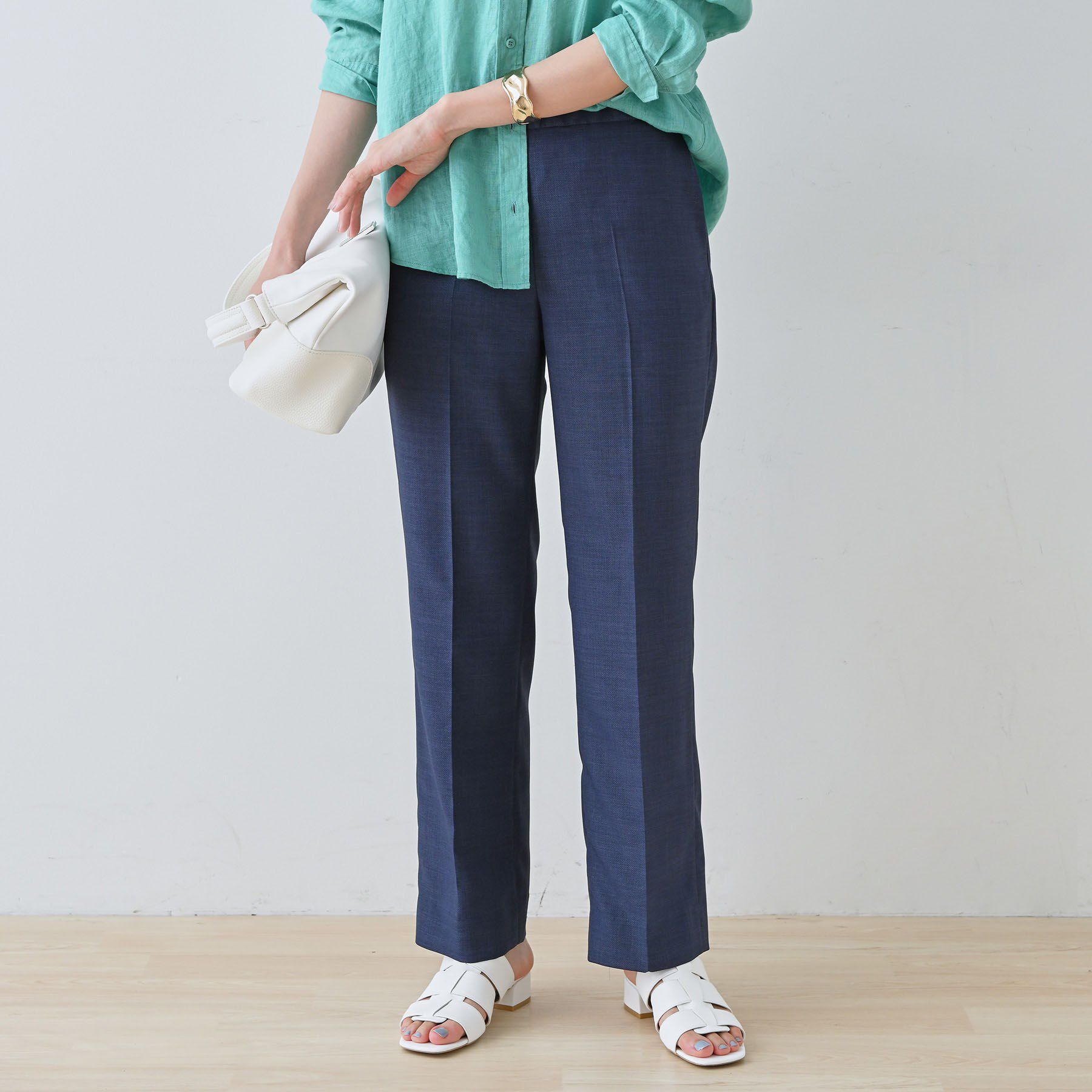 INDIVI「【きれいめ／ウエストゴム】ストレートラインパンツ」|その他|ネイビー(694)