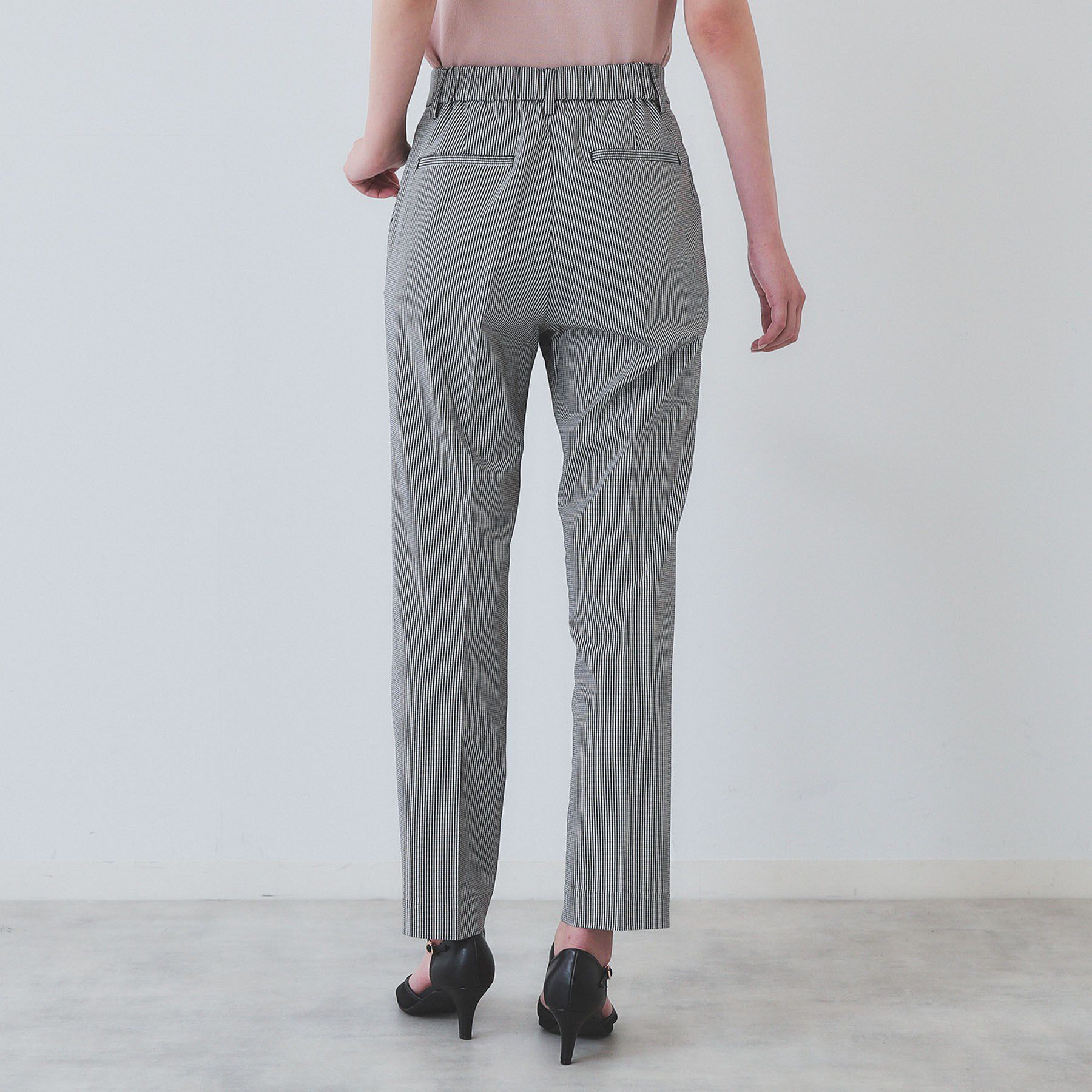 index「《6色展開/XS-LLサイズ》コンパクトストレッチテーパードパンツ【洗濯機洗い可/吸水速乾/透け防止」|その他|