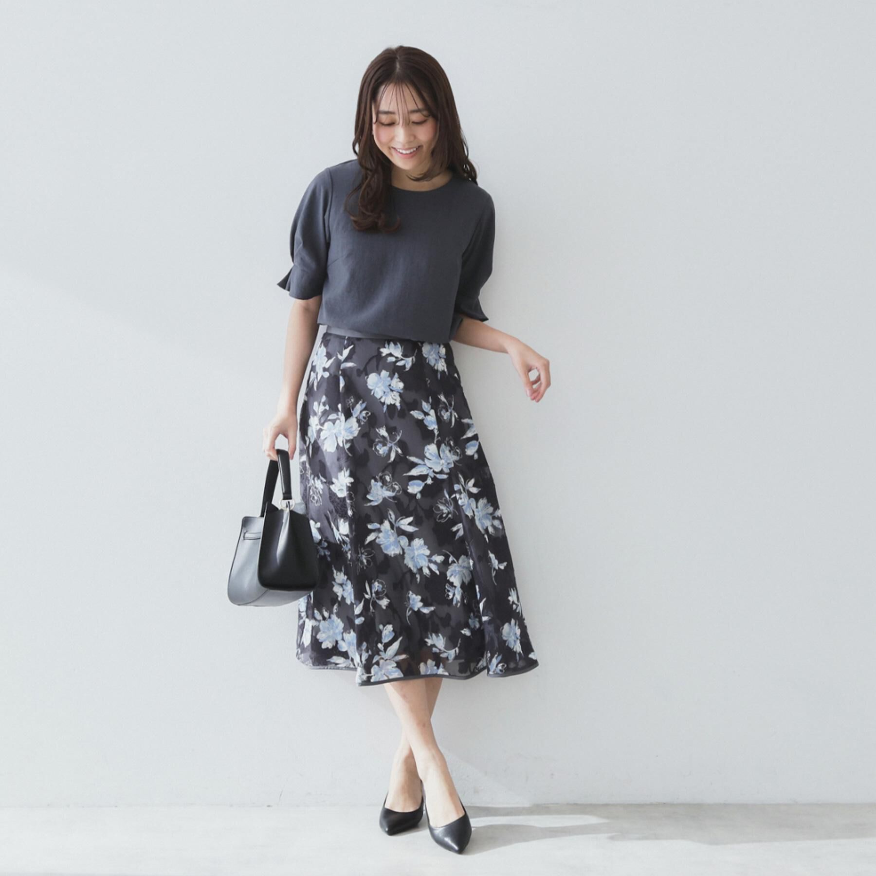 index「《8色展開/XS-LLサイズ》タックパフスリーブブラウス【洗濯機洗い可/吸水速乾/防シワ/抗ピル】」|シャツ・ブラウス|