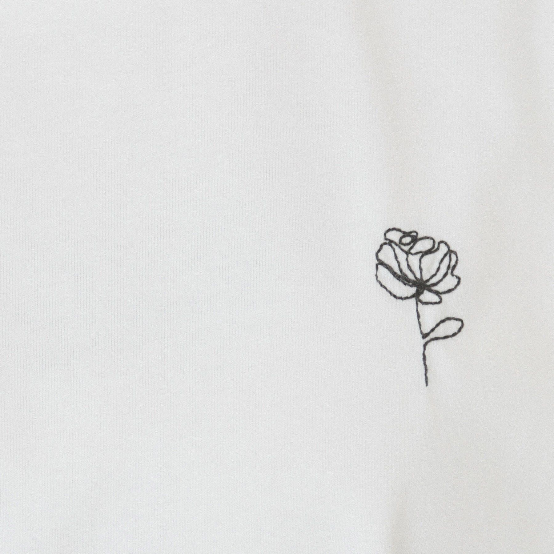 index「《6色展開/S-3Lサイズ》フラワー刺繍Tシャツ【汗ジミ防止/吸水速乾/接触冷感/UVケア/洗濯機洗」|Tシャツ・カットソー|