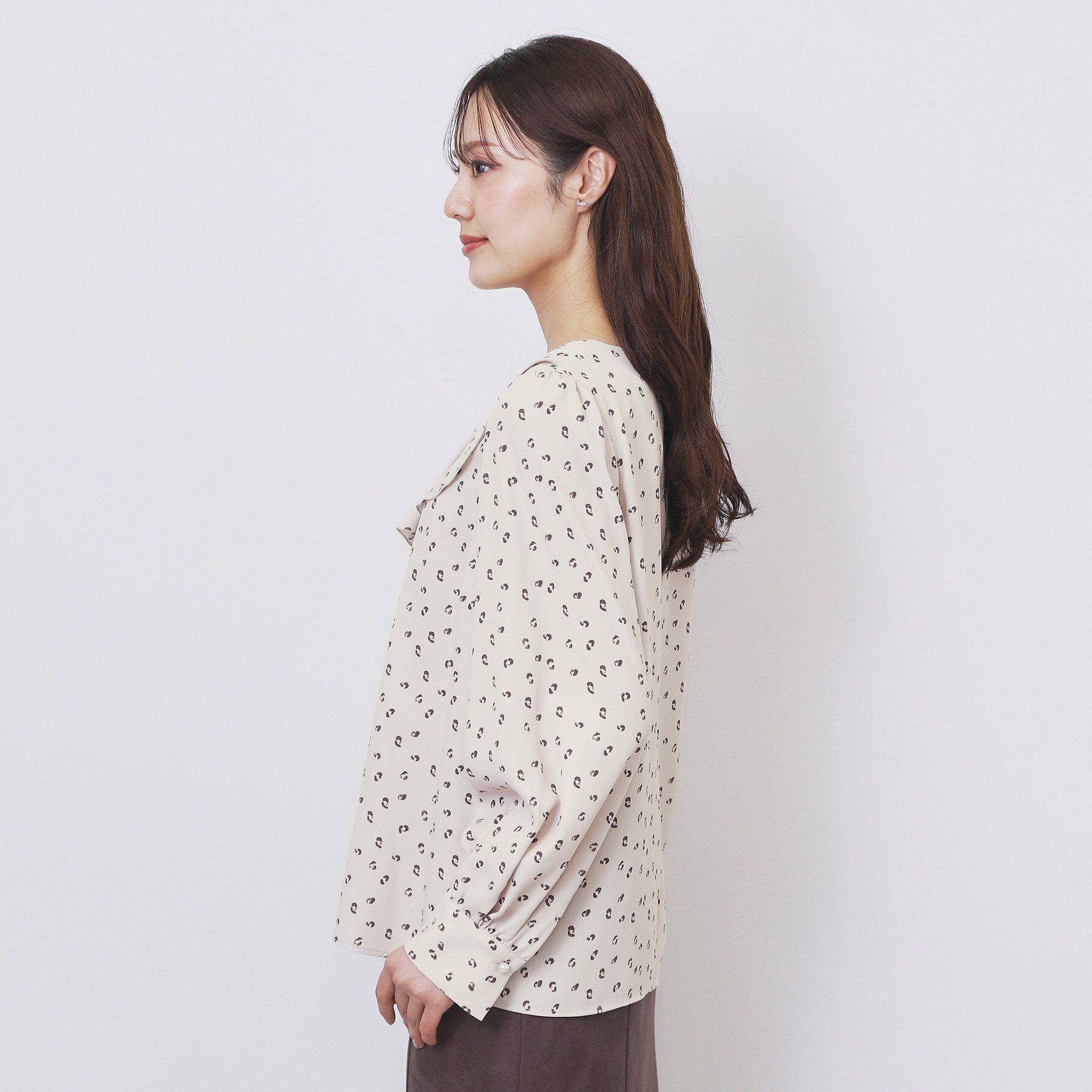 index「Vネックフリルブラウス【洗濯機OK/イージーアイロン】」|シャツ・ブラウス|