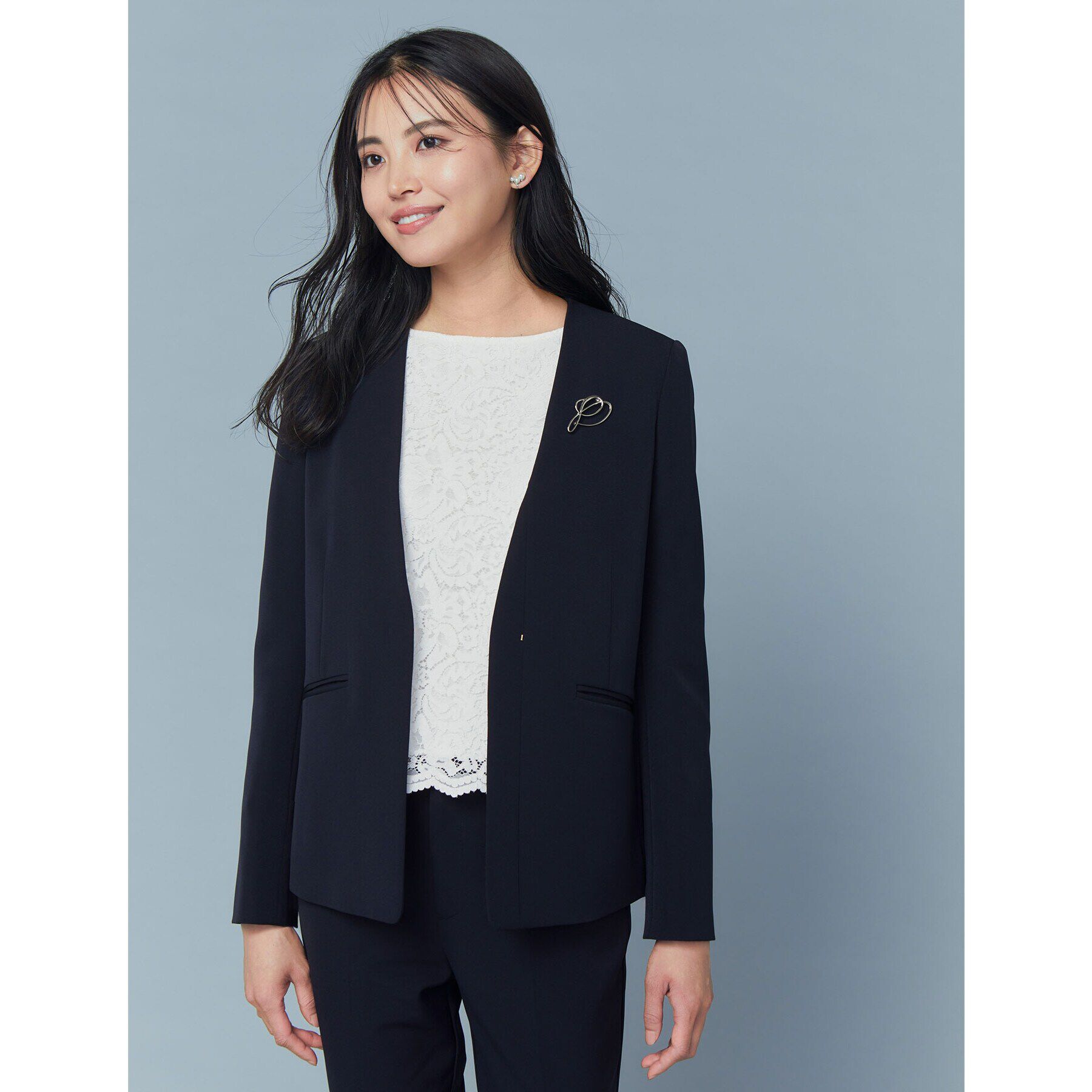 OPAQUE.CLIP「《通勤・セレモニー/セットアップ対応》Vネックジャケット/ダブルクロス【洗濯機洗い可】」|ノーカラージャケット|