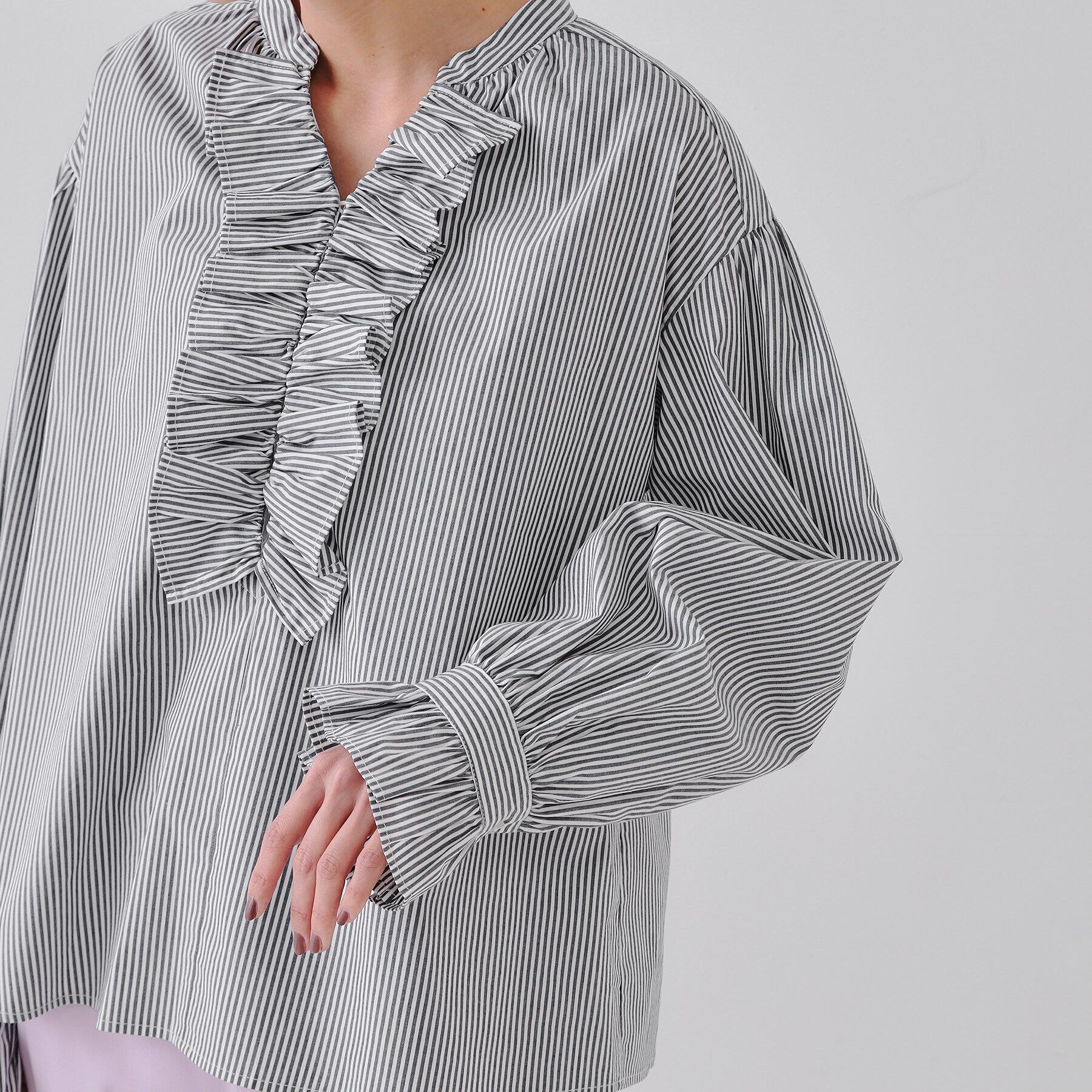 OPAQUE.CLIP「フロントフリルブラウス【洗濯機洗い可】」|シャツ・ブラウス|