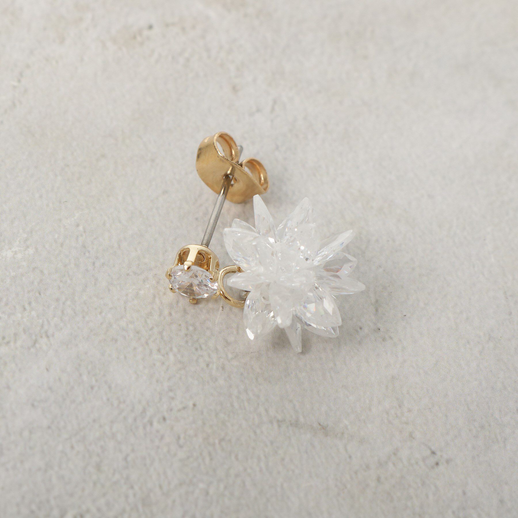 OPAQUE.CLIP「クリスタルアソートビジューピアス」|ピアス|