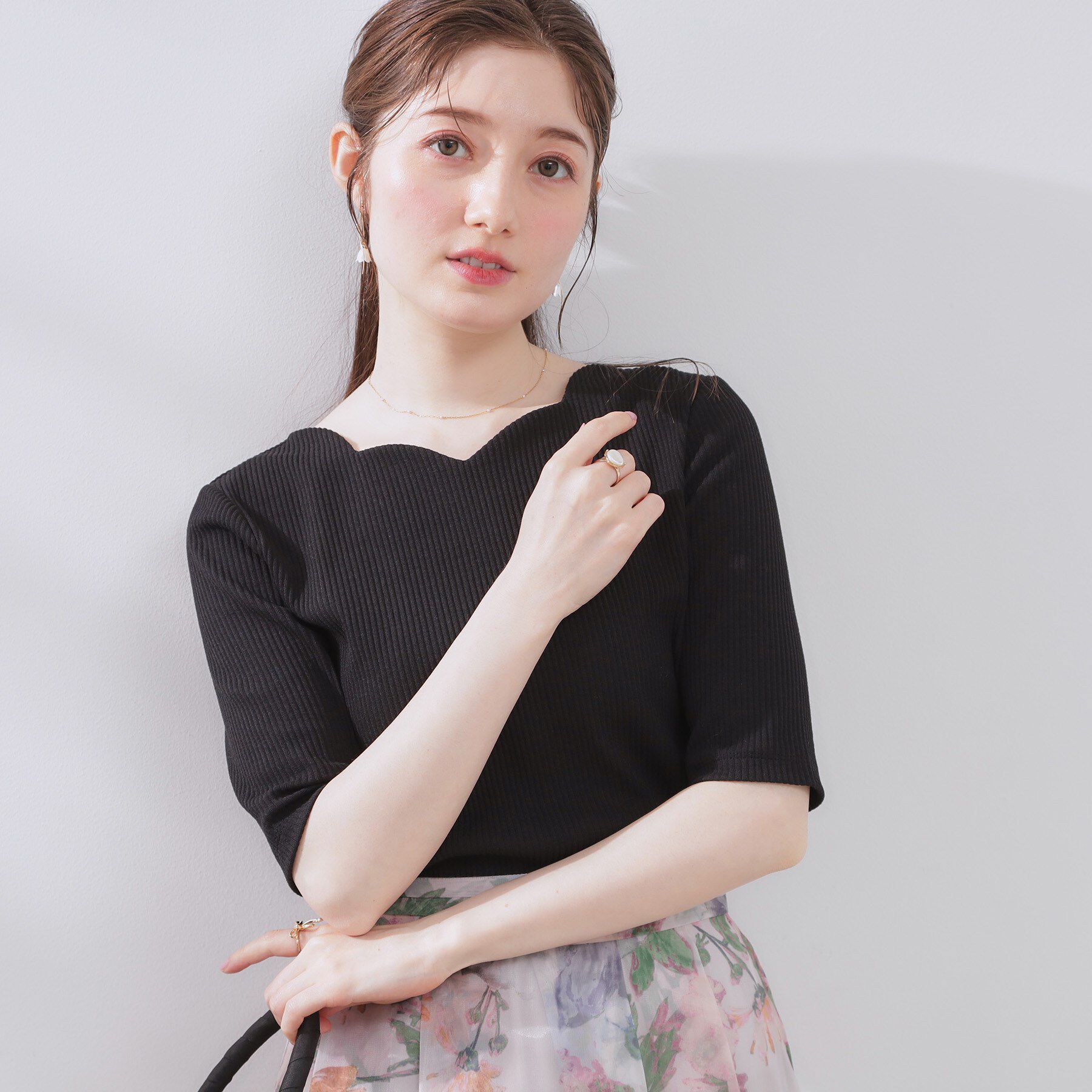 Couture broach「【マシンウォッシャブル・アンチピリング・二の腕カバー】ハートネックテレコ5分袖プルオーバー」|Tシャツ・カットソー|