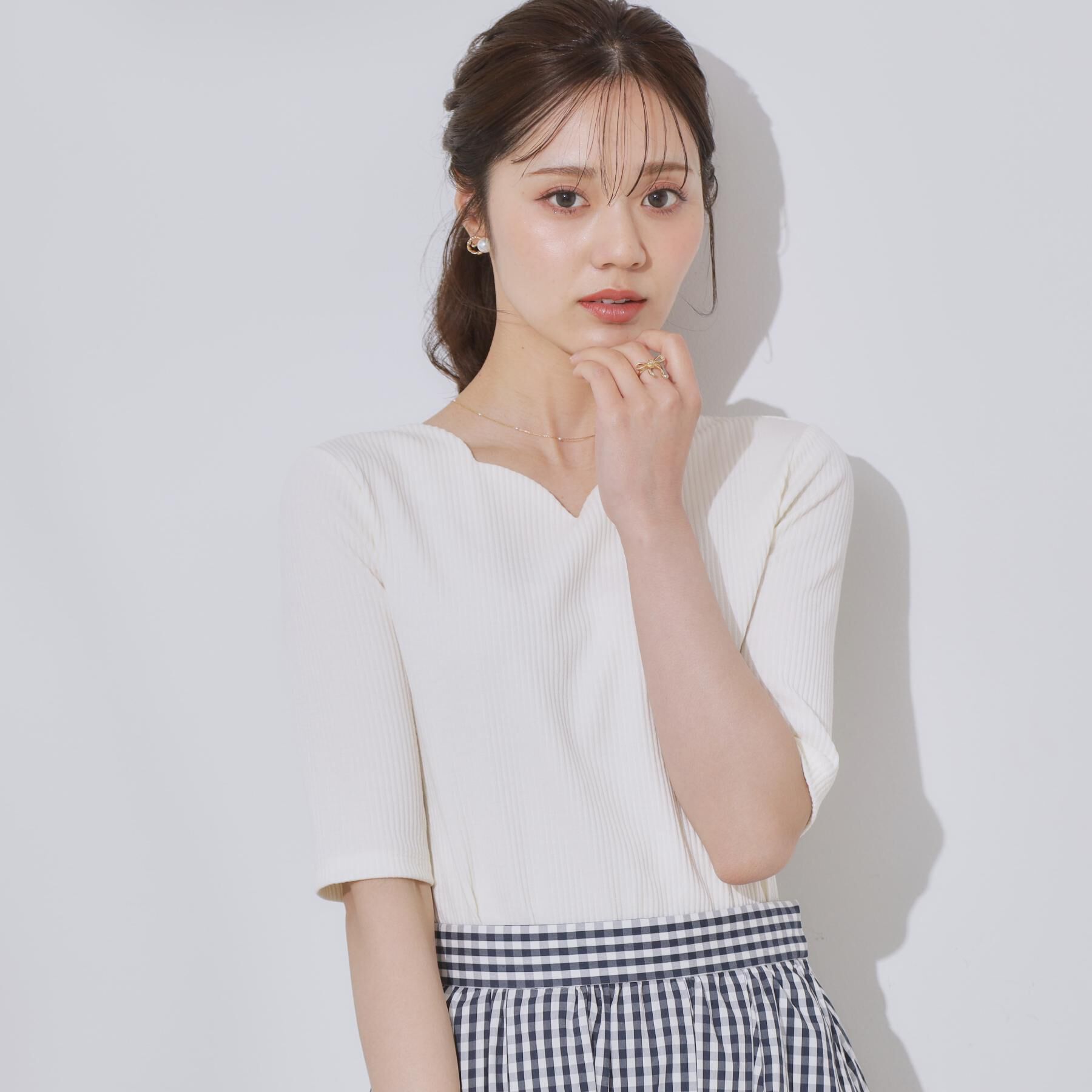 Couture broach「【マシンウォッシャブル・アンチピリング・二の腕カバー】ハートネックテレコ5分袖プルオーバー」|Tシャツ・カットソー|